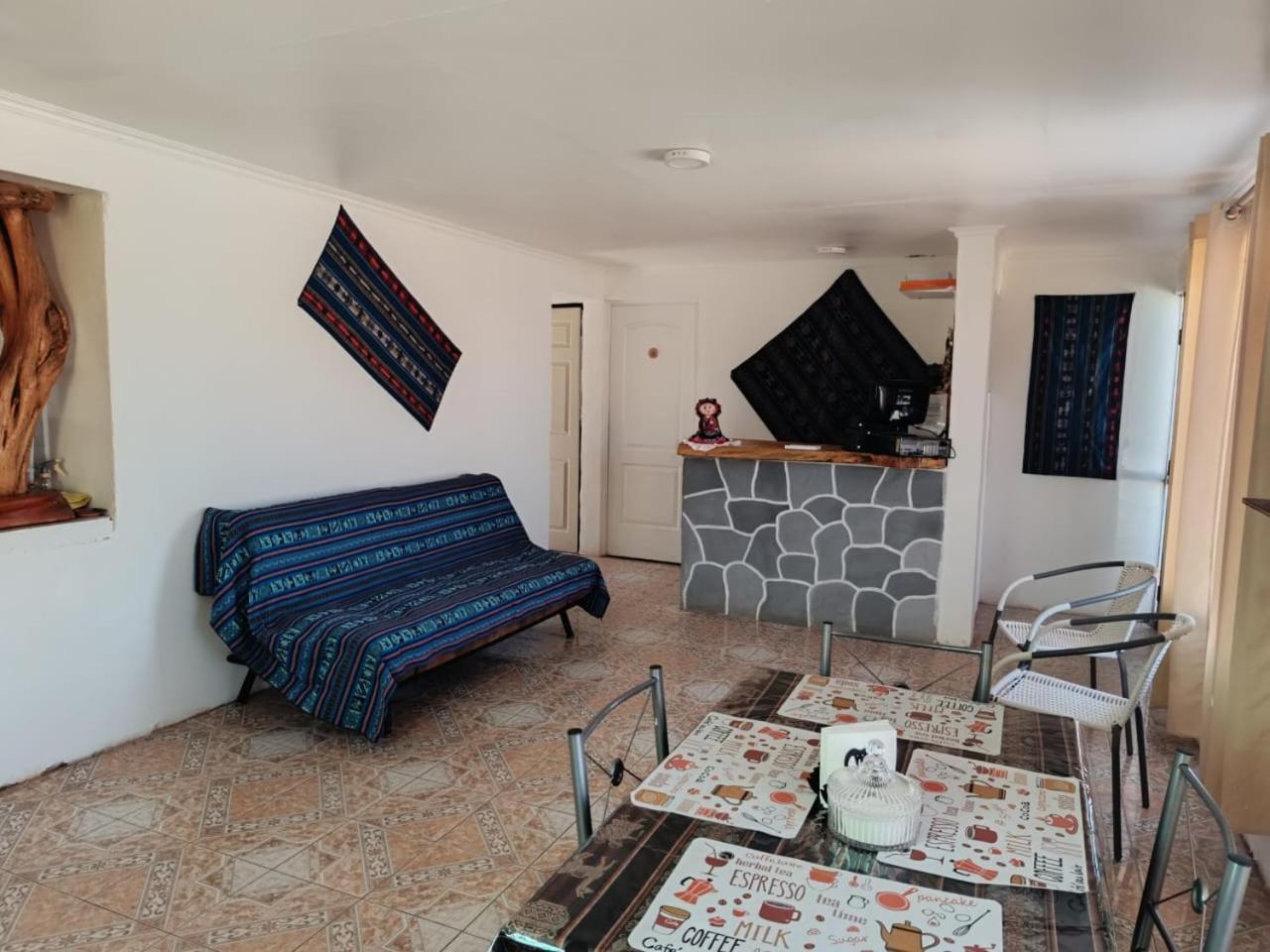 Economy Triple Room with Shared Bathroom photo 1