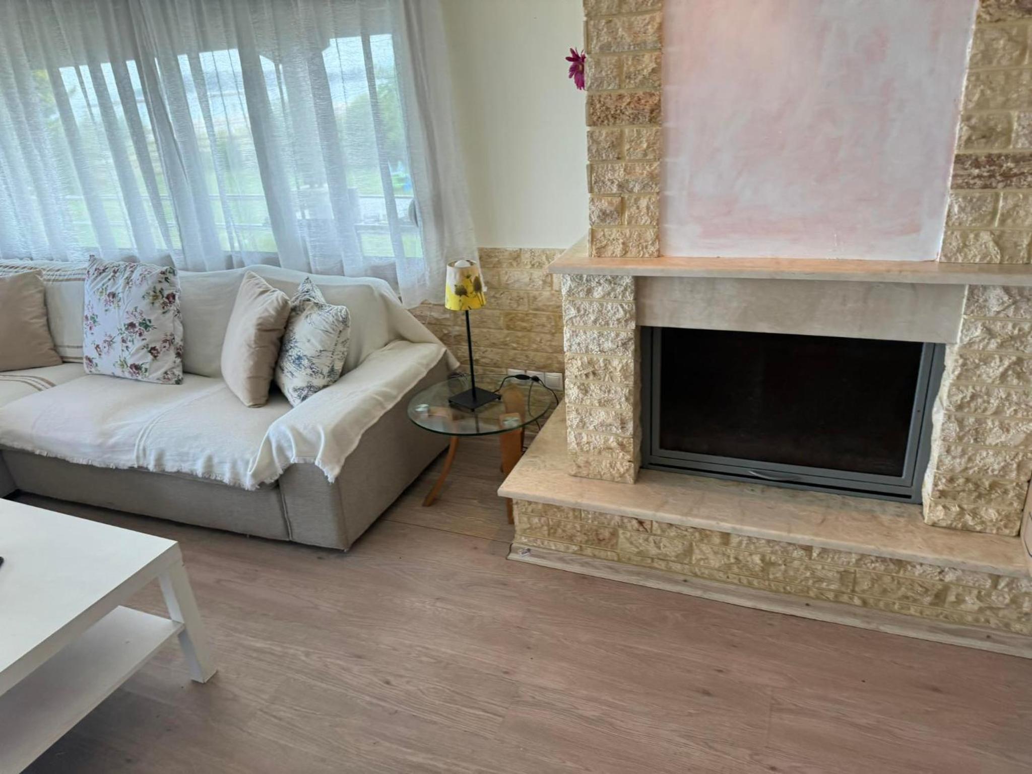 Villa photo 1