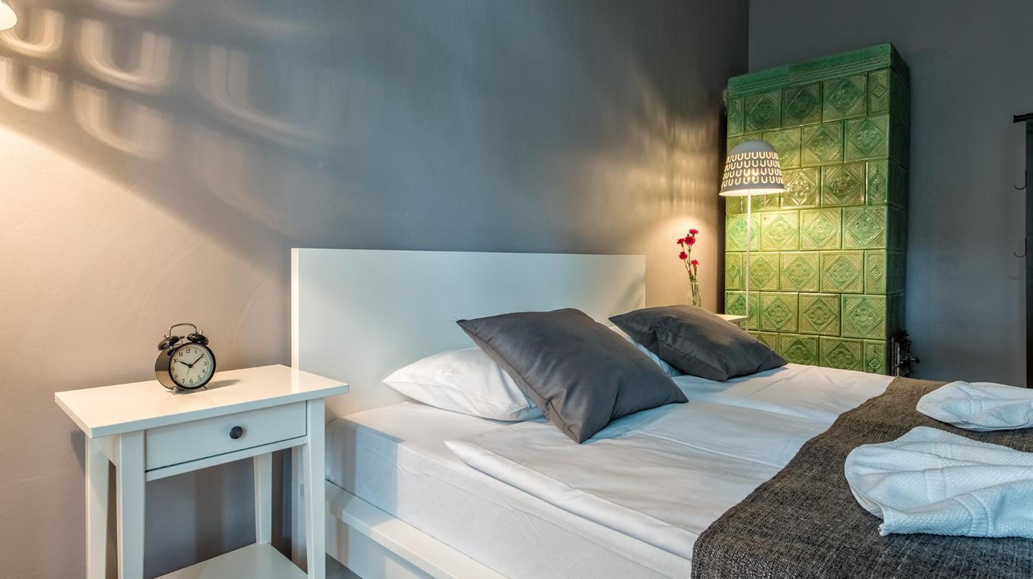 Superior Queen Room with Private Bathroom - Photo 4