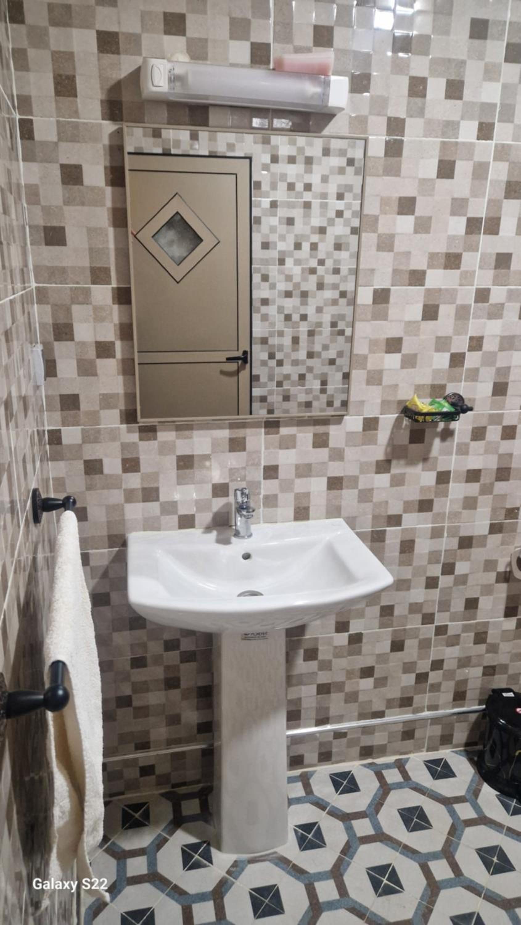 Double Room - Photo 18