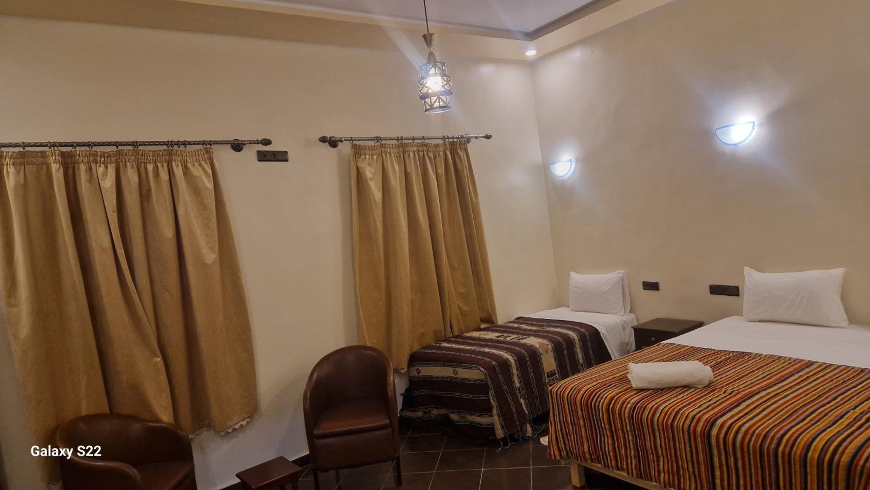 Double Room - Photo 22