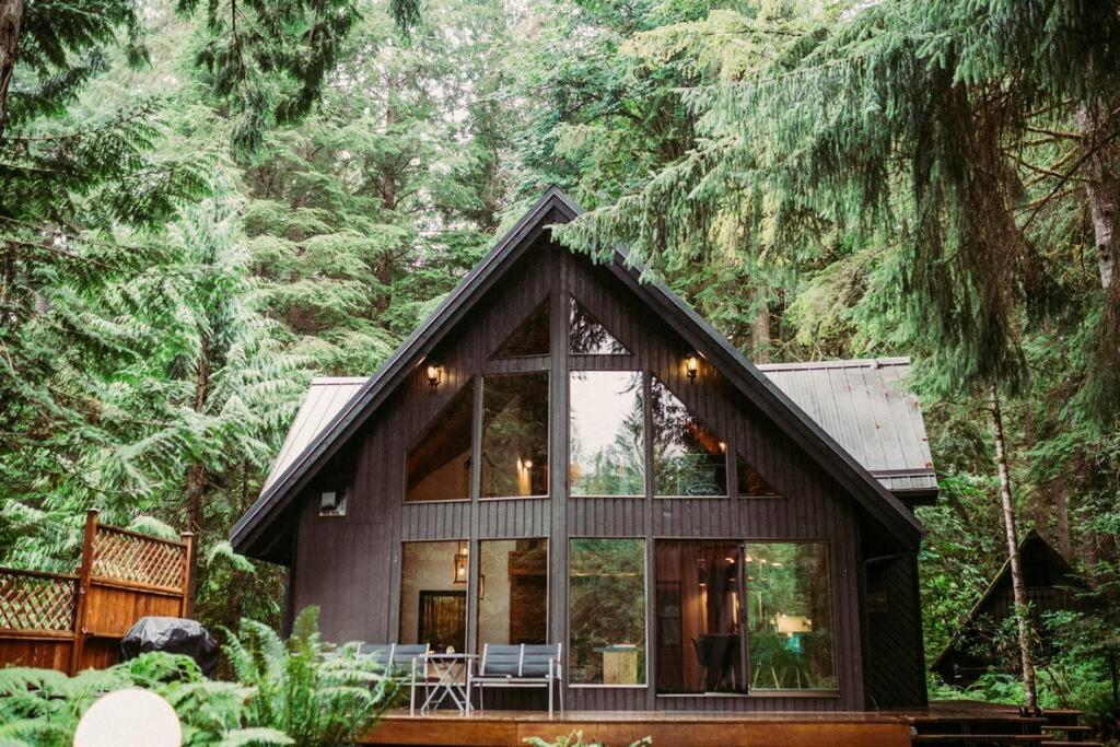 Three-Bedroom Chalet photo 2