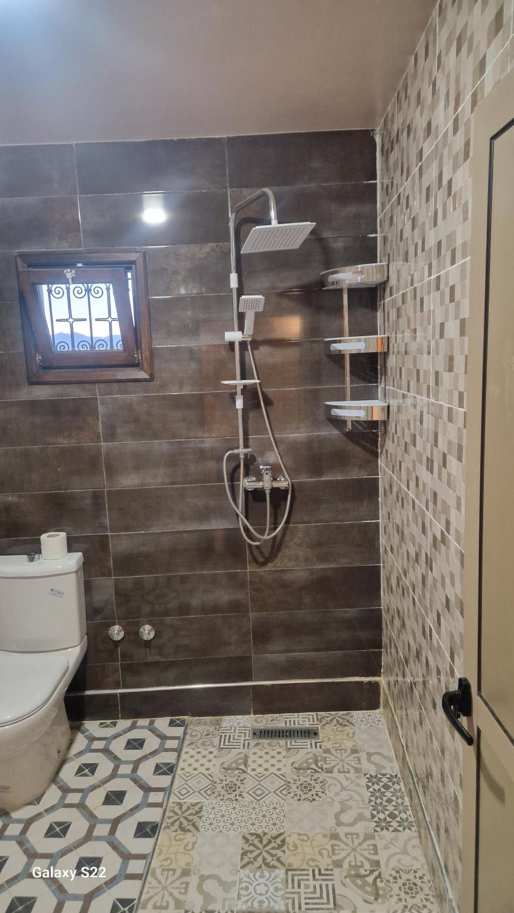 Two-Bedroom Suite - Photo 10