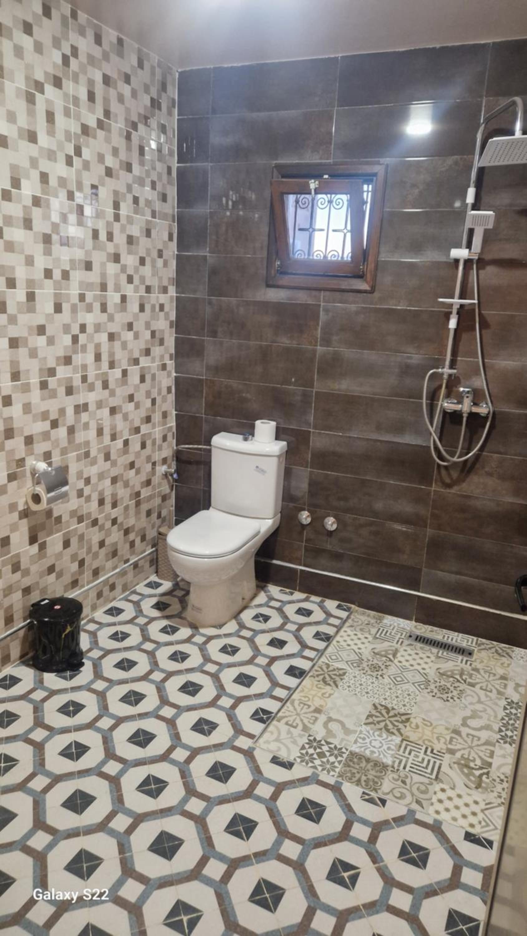 Double Room - Photo 24