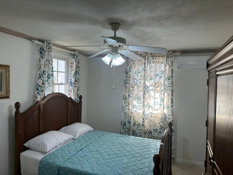 Three-Bedroom Villa photo 2