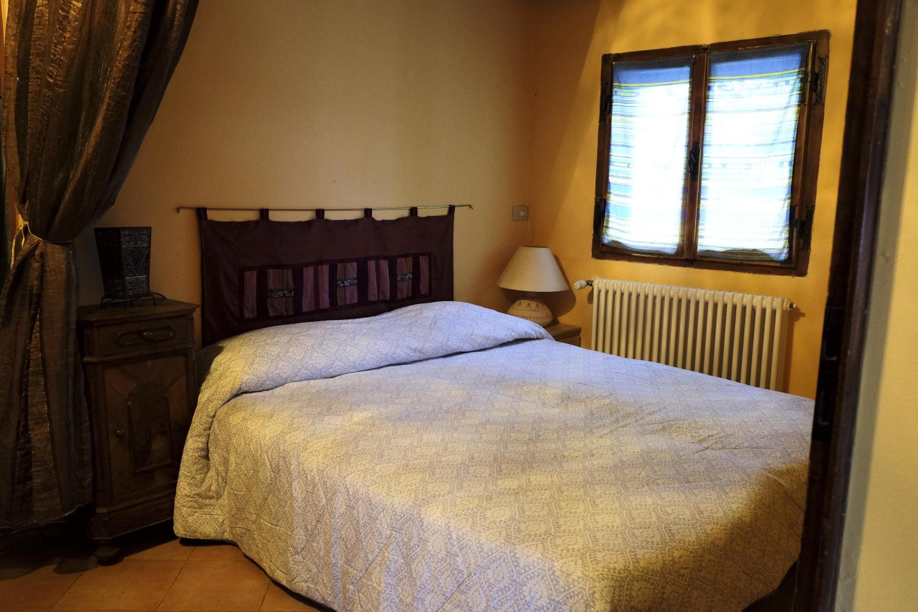 Double Room with Private Bathroom - Photo 1