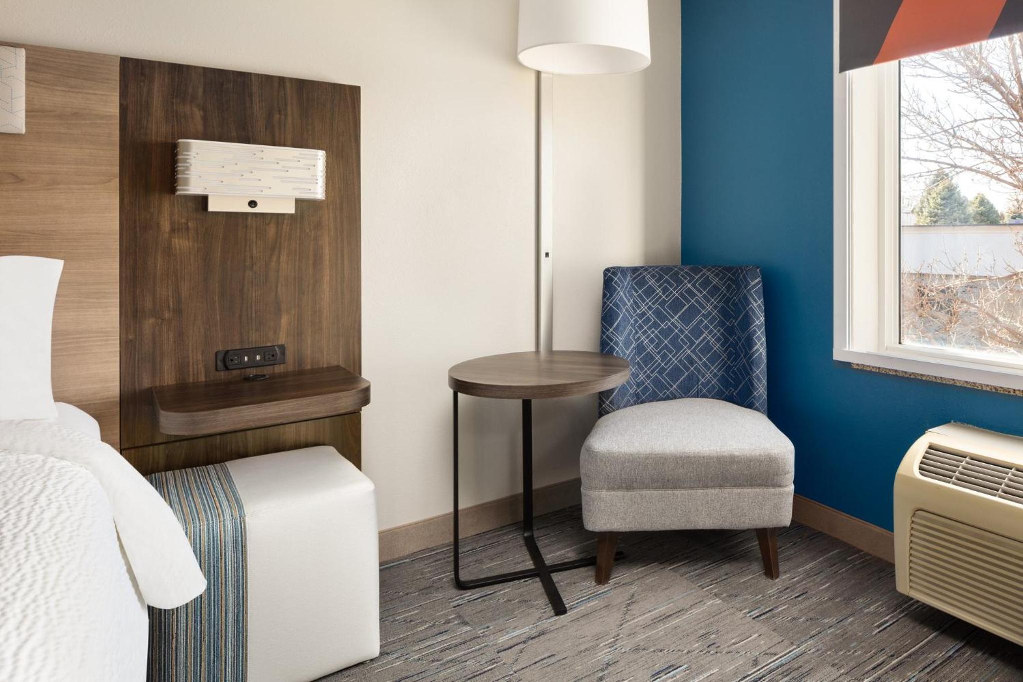 Standard King Room - Photo 1