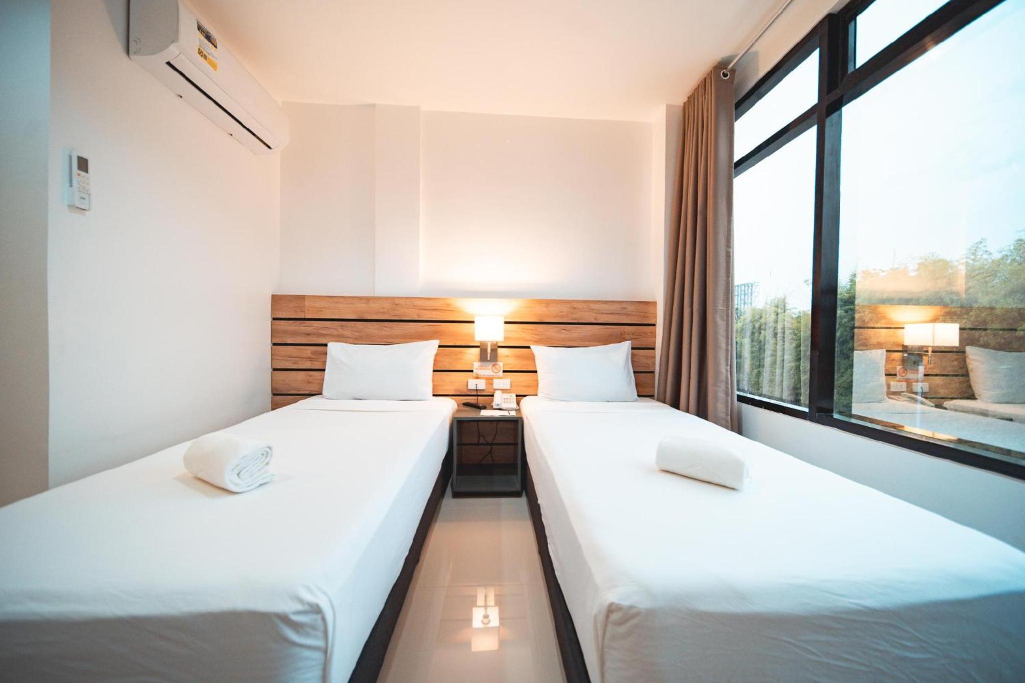 Standard Twin Room photo 2