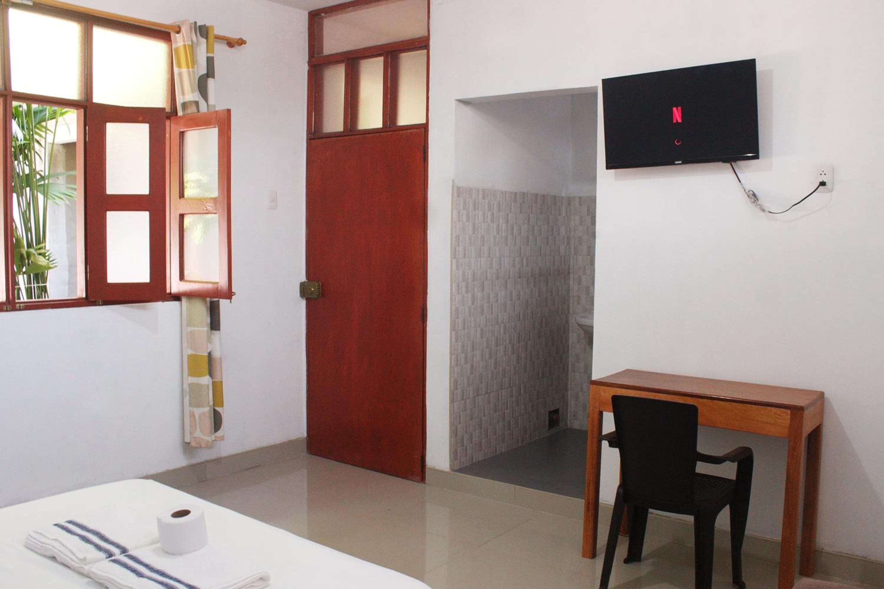 Large Double Room photo 1