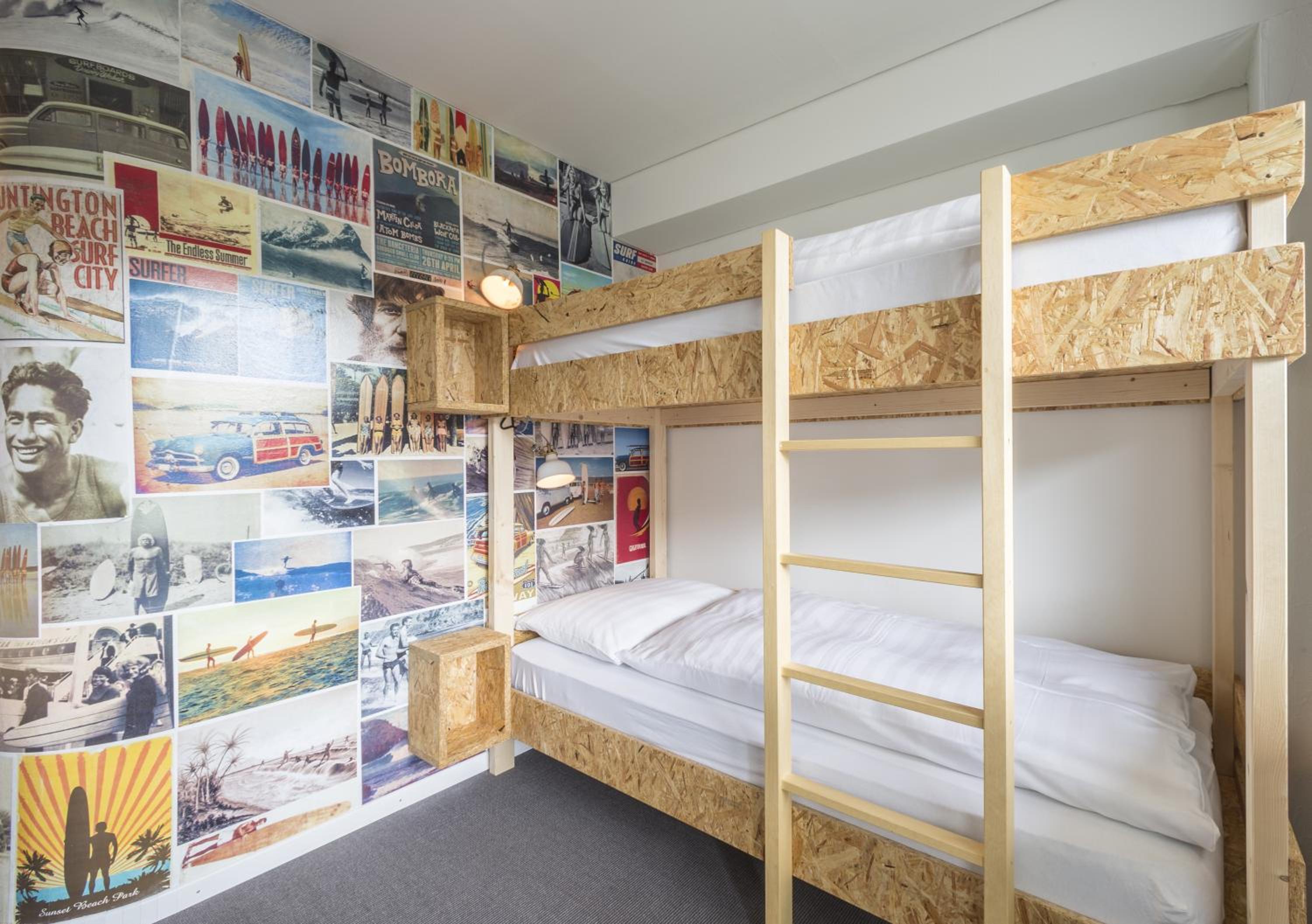 Budget Twin Room with Bunk Bed - Photo 6