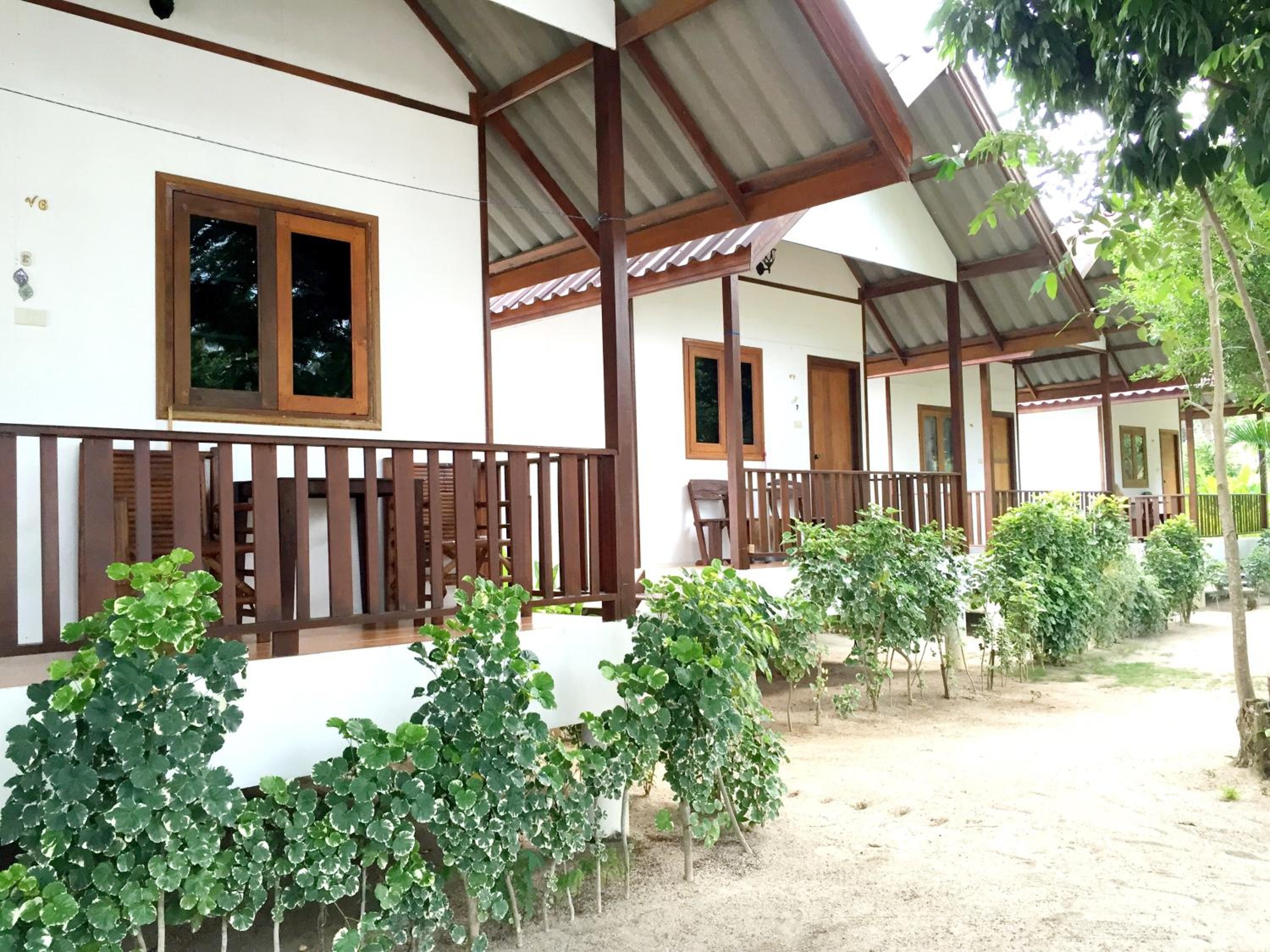 Standard Double Room with Fan photo 3