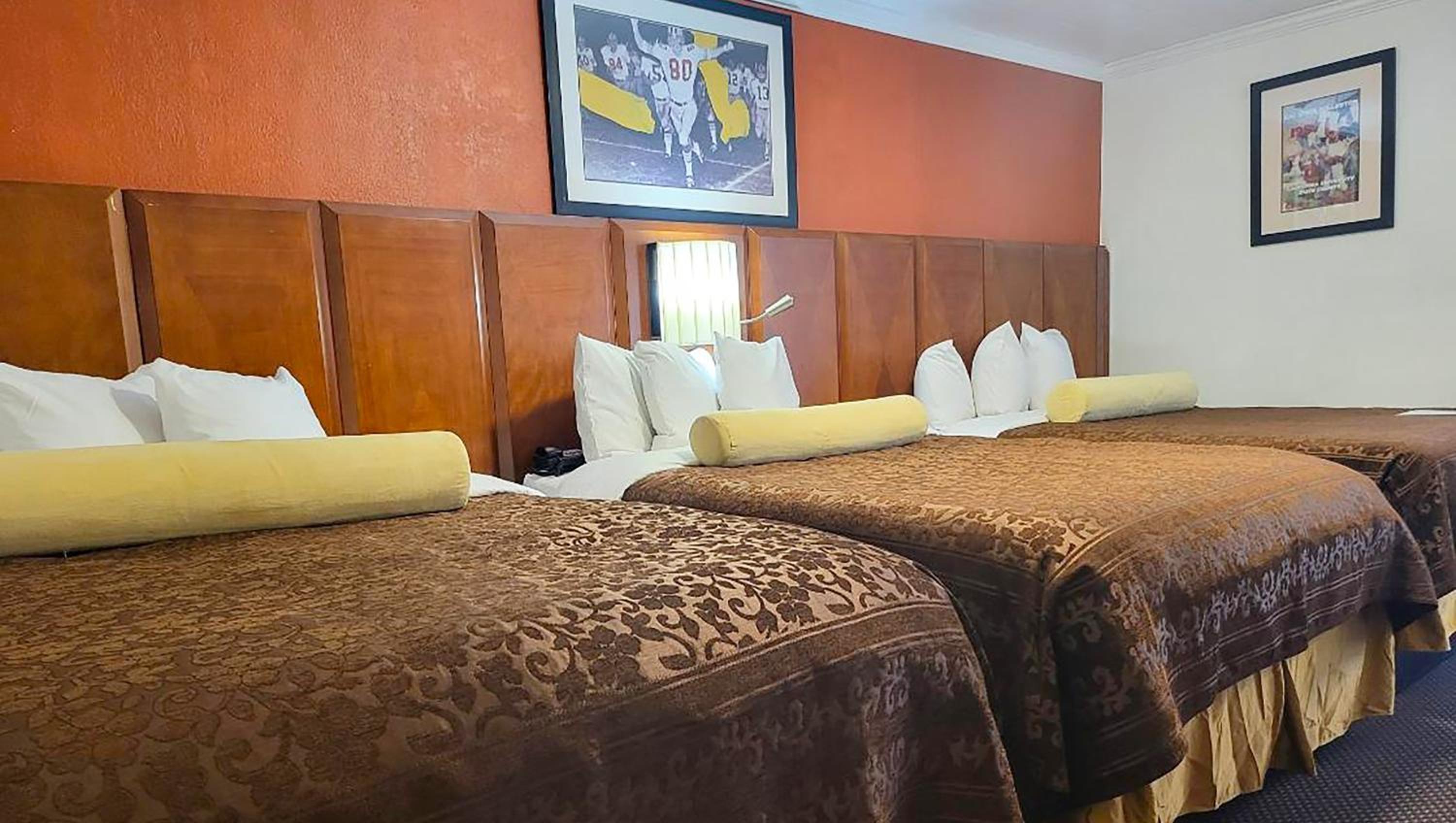 Deluxe Quadruple Room photo 1
