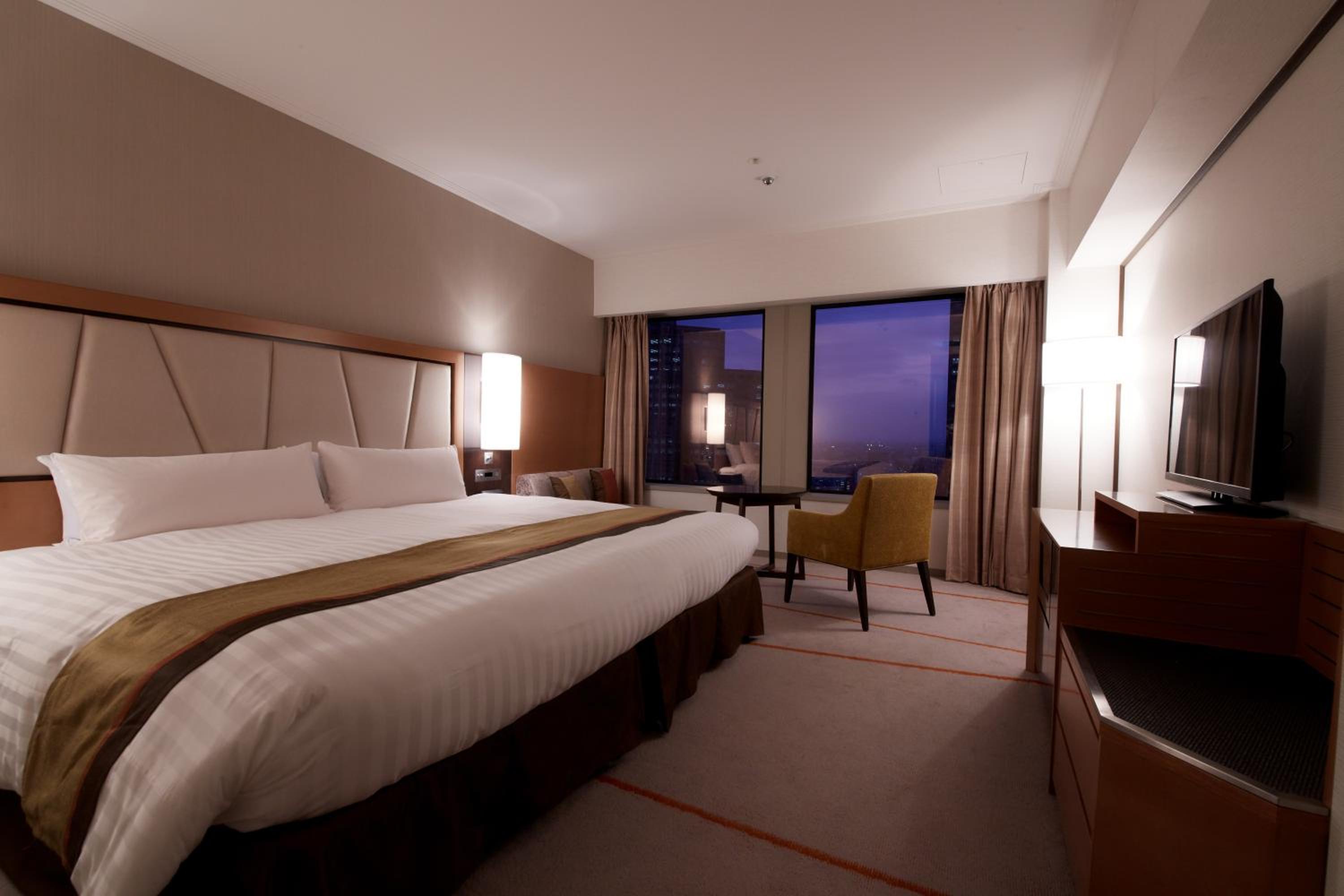 Plaza Superior King Room in South Wing – Non-Smoking photo