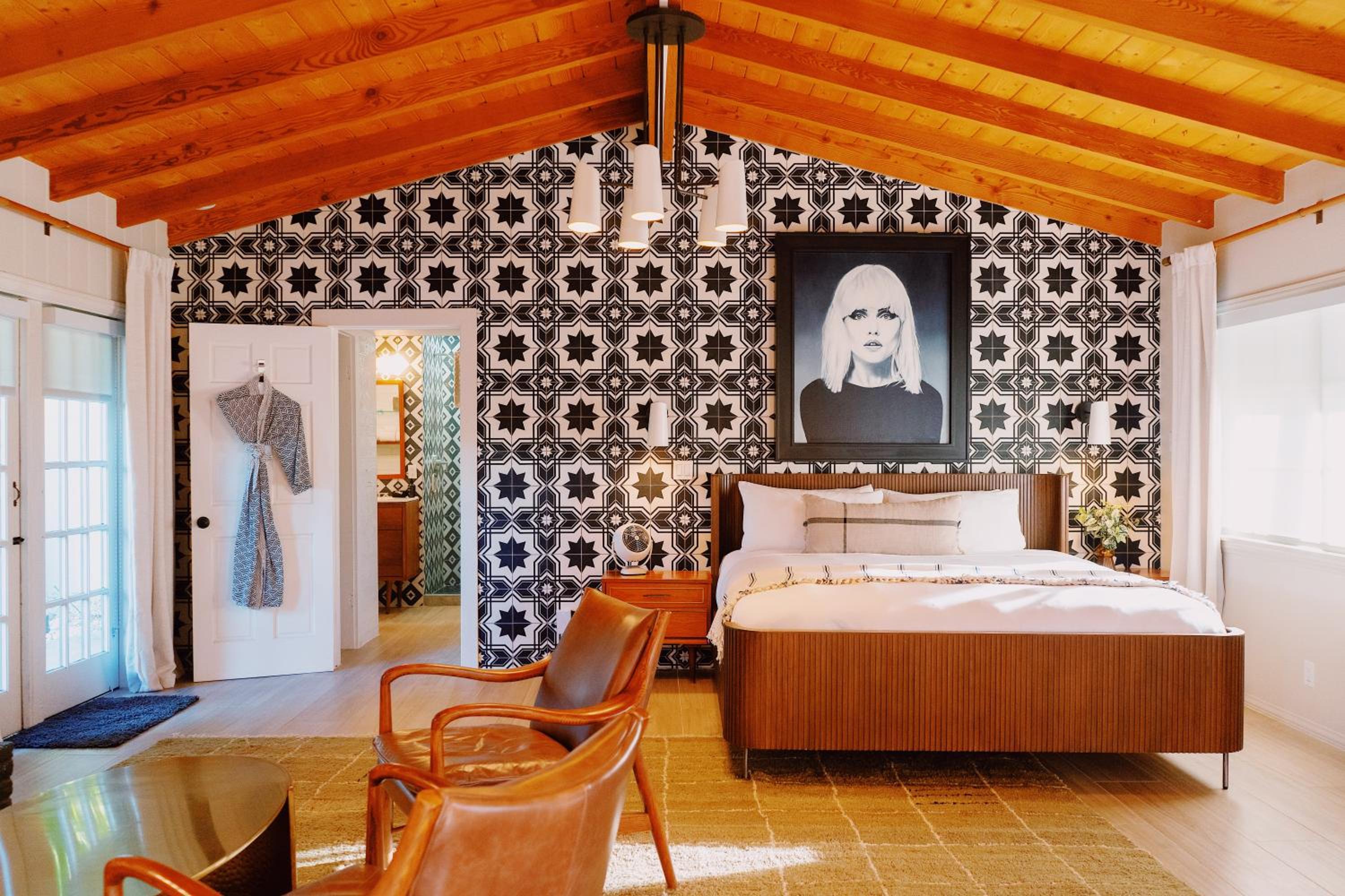 Superior King Room photo 1