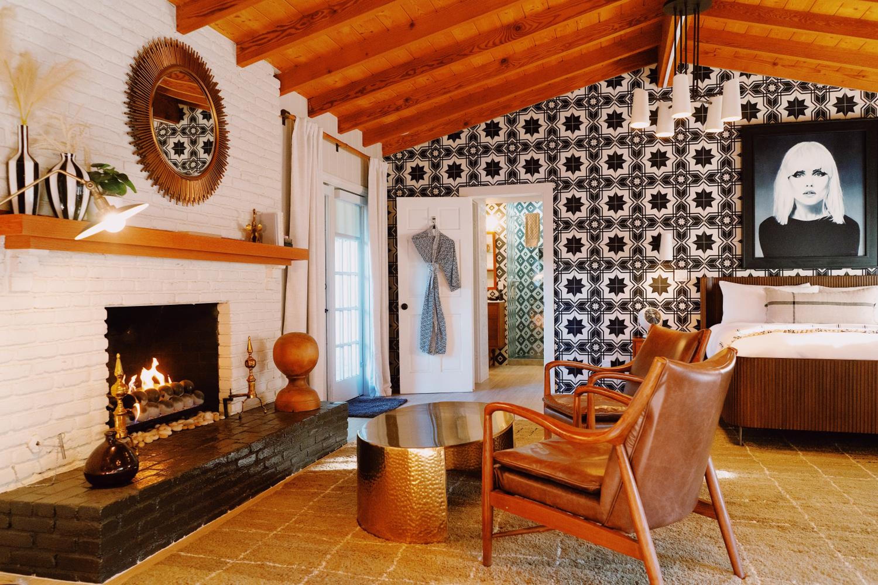 Superior King Room photo 2