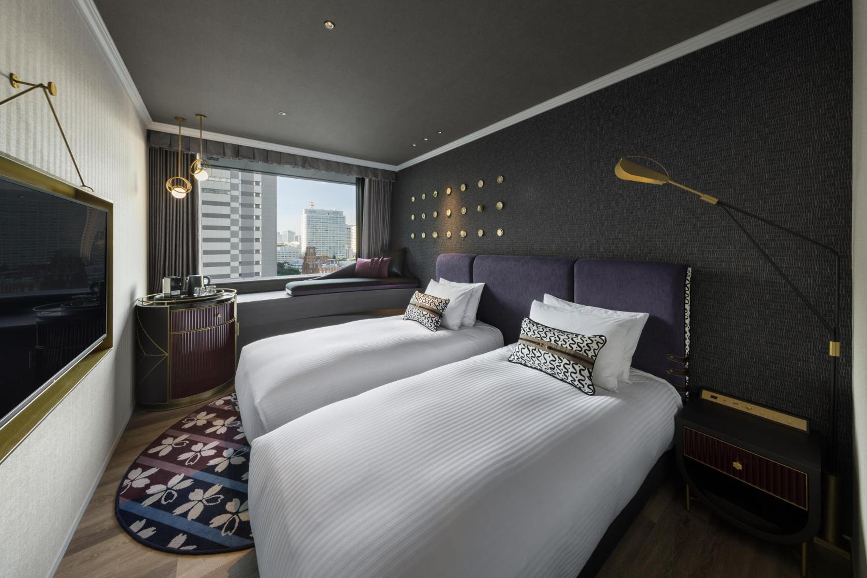 Privilege Twin Room (Lounge Access) thumbnail 5