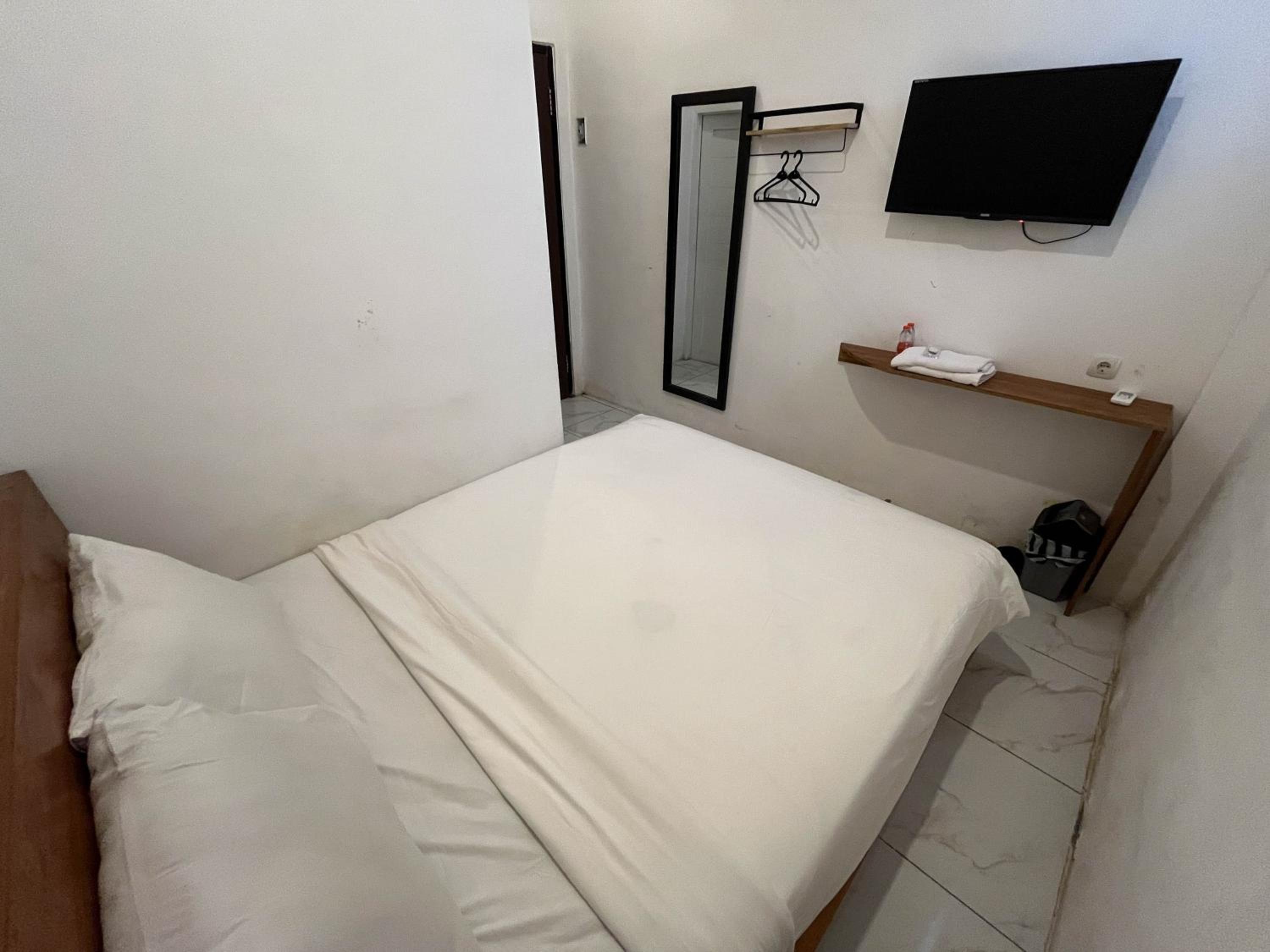 Standard Double Room photo 3