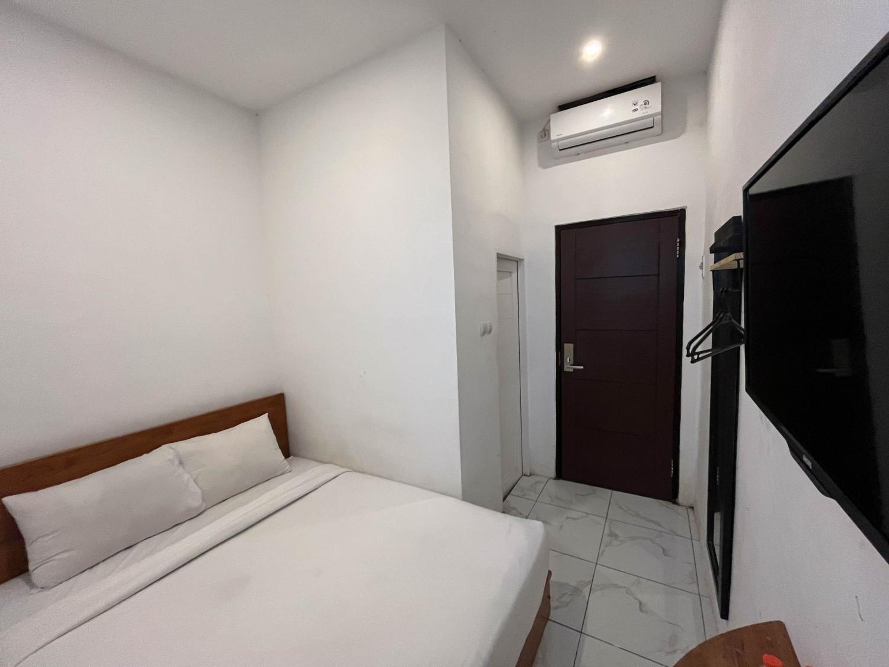 Standard Double Room photo 2