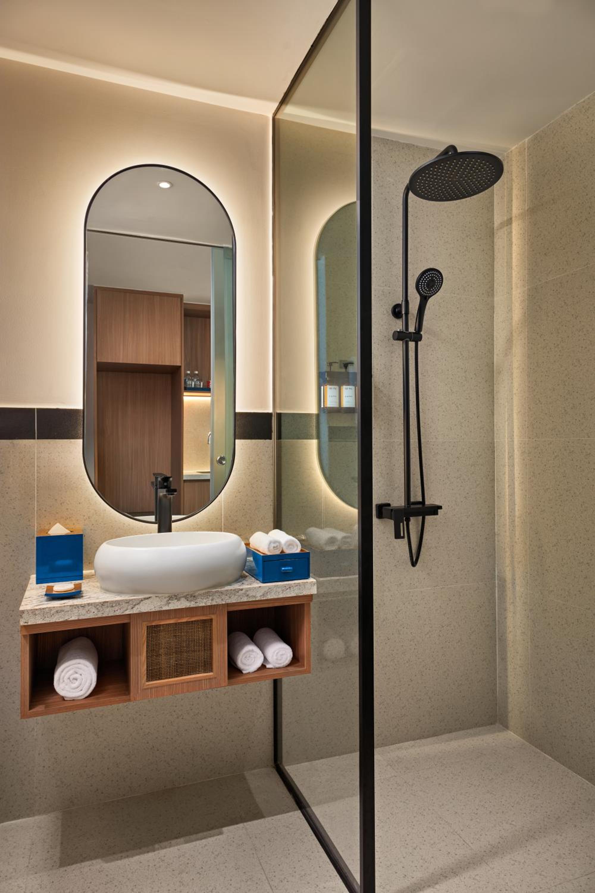Superior Twin Room with Ocean View - Photo 6