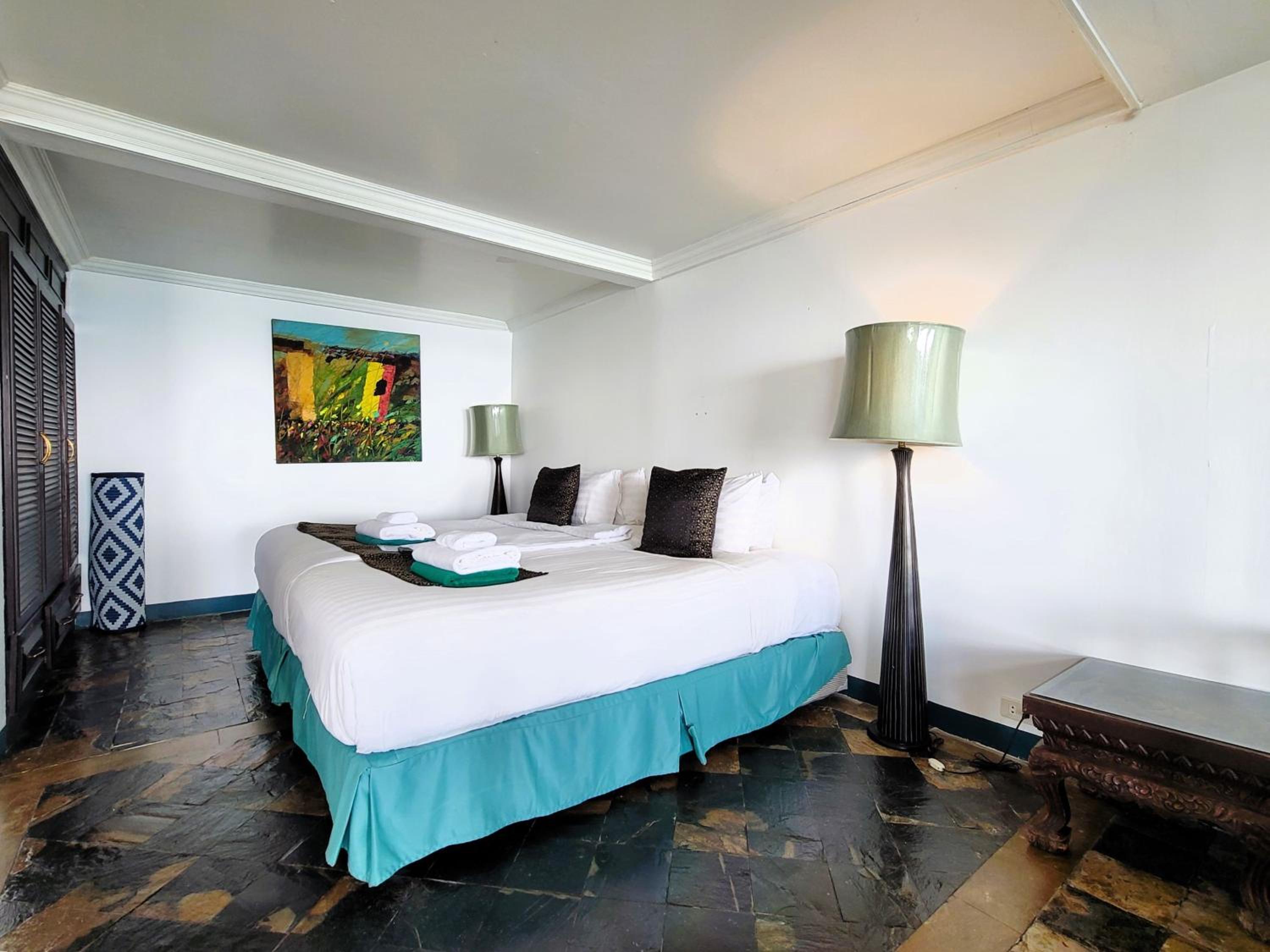 Deluxe Suite Ocean View - Photo 10