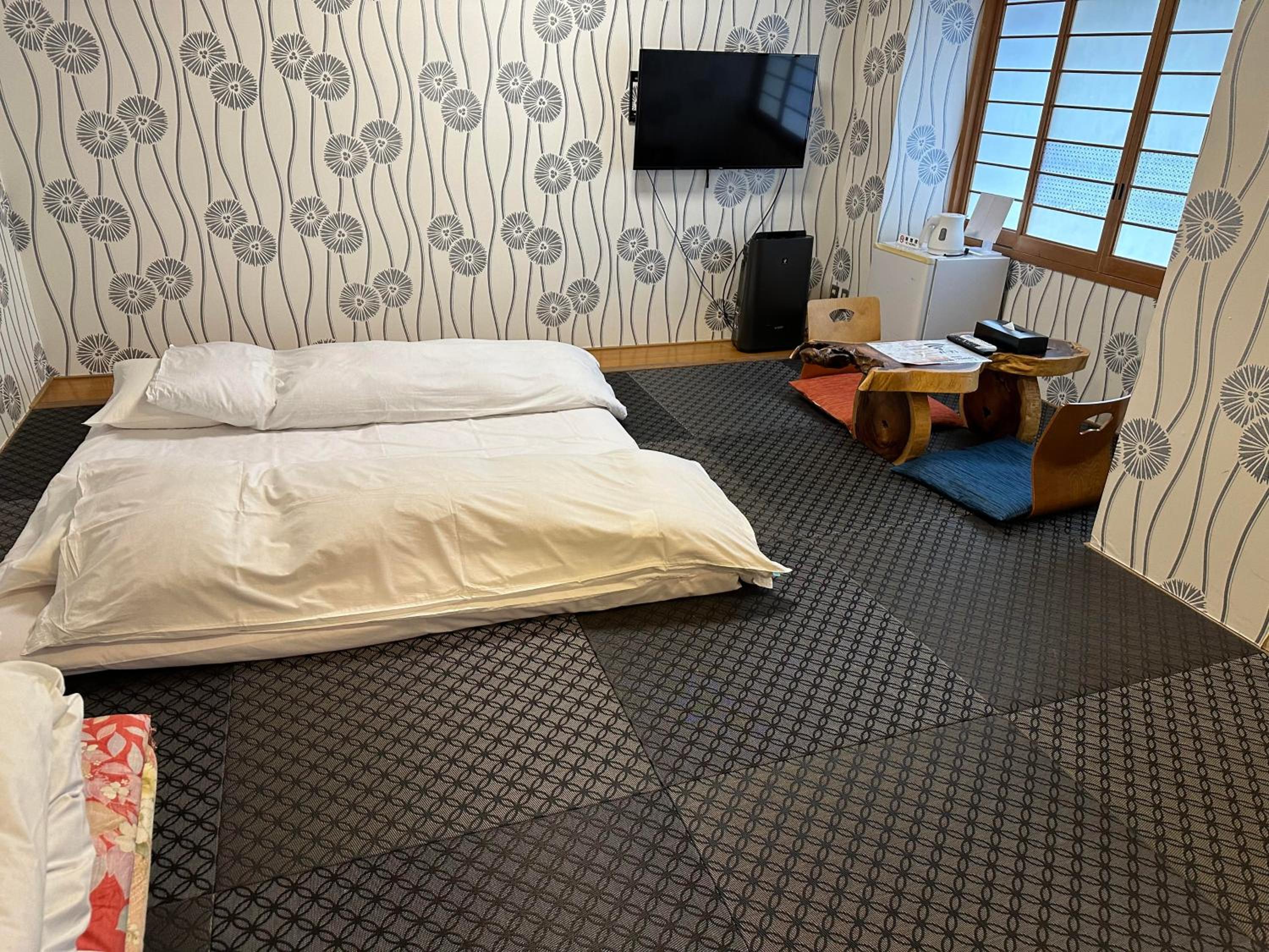 Japanese-Western Room 206,208 - Photo 4
