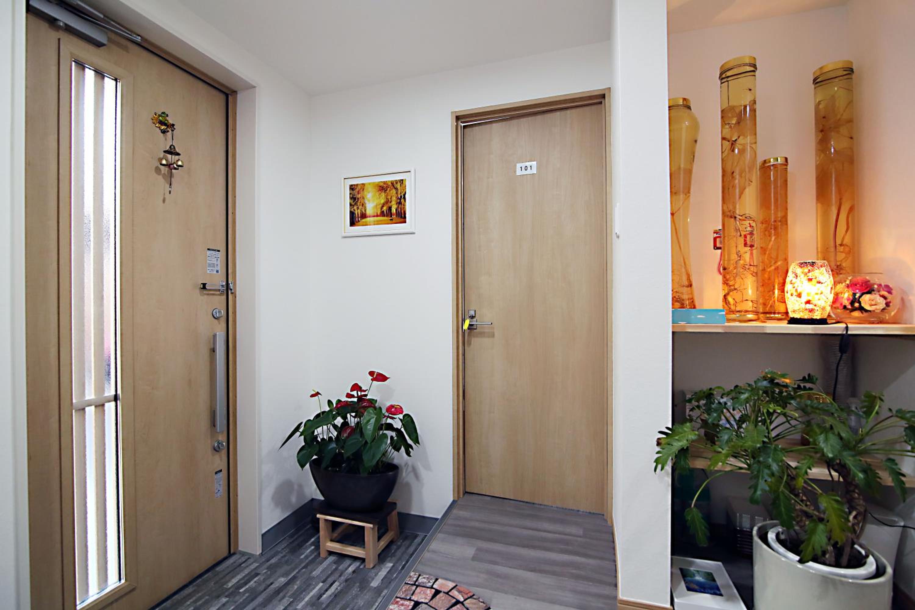 Double Room with Shared Bathroom photo 3