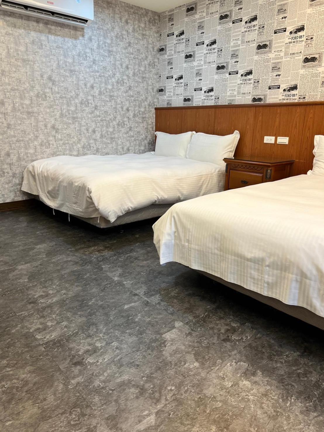 Superior Quadruple Room photo 3