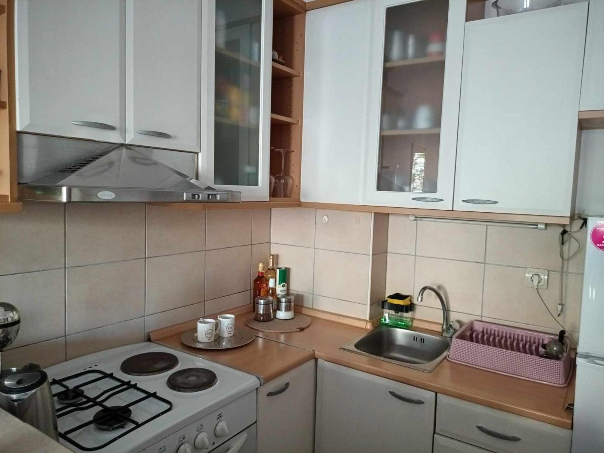One-Bedroom Apartment photo 2