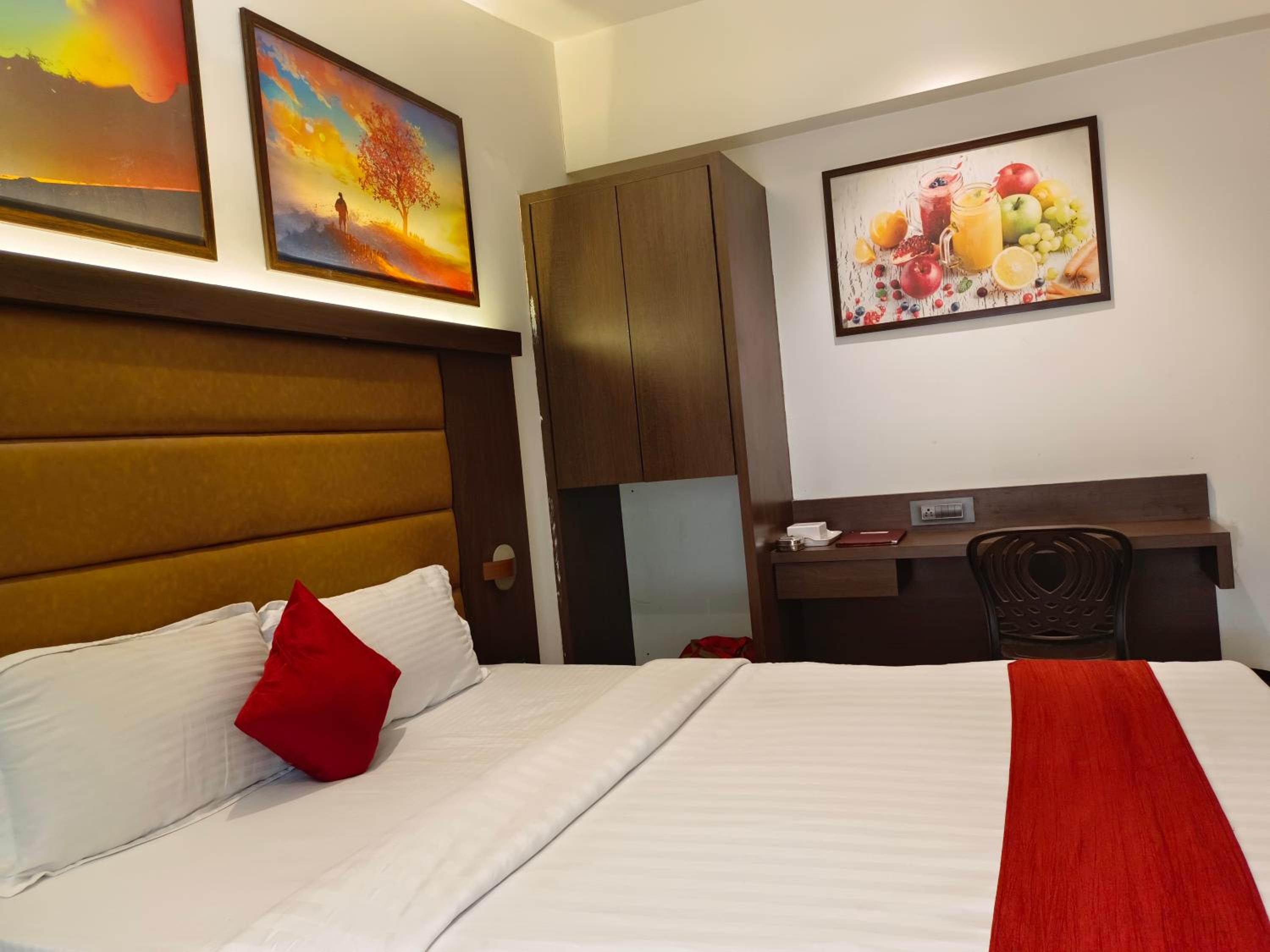 Deluxe Double Room - Photo 6
