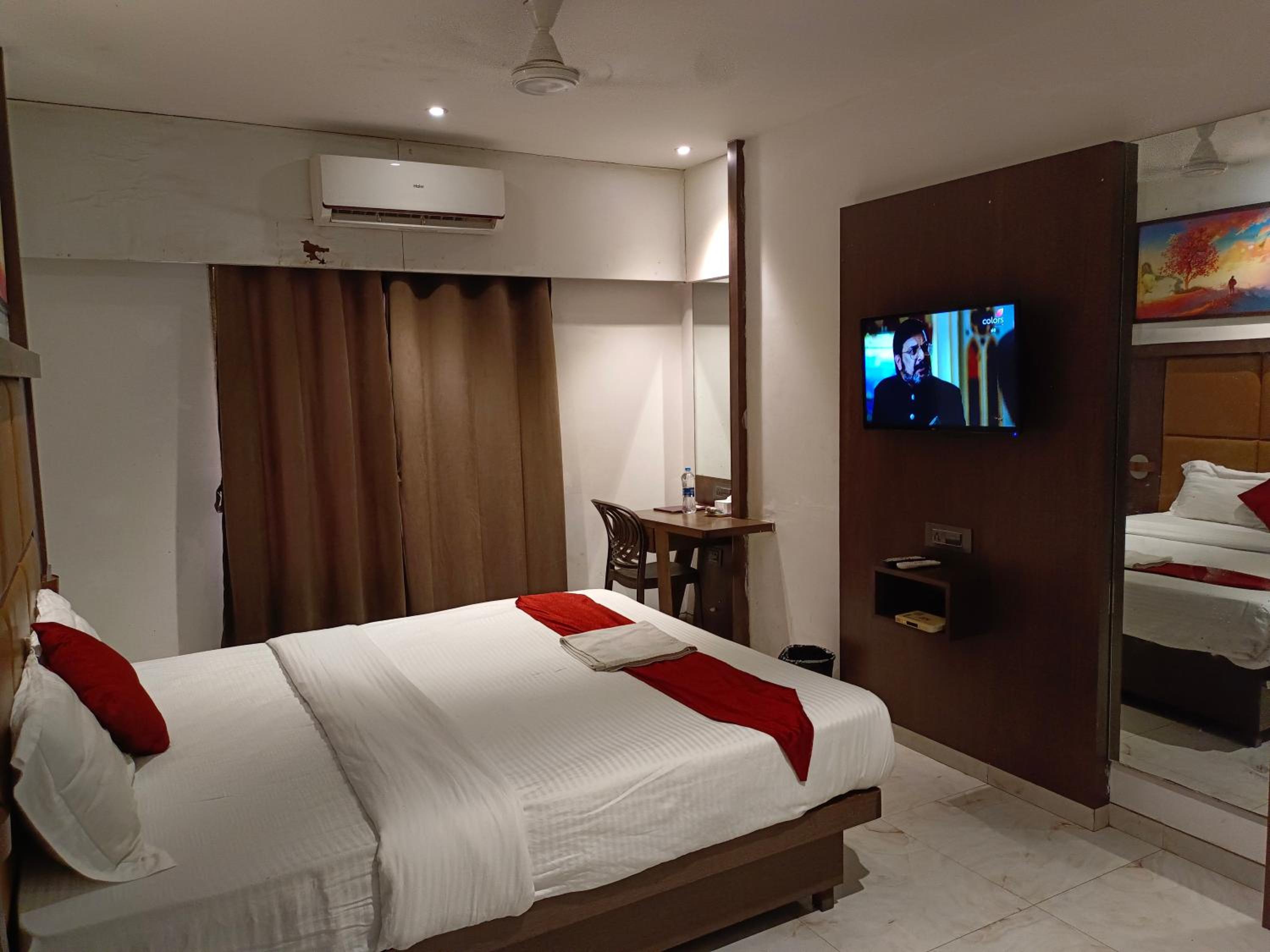 Deluxe Double Room - Photo 5