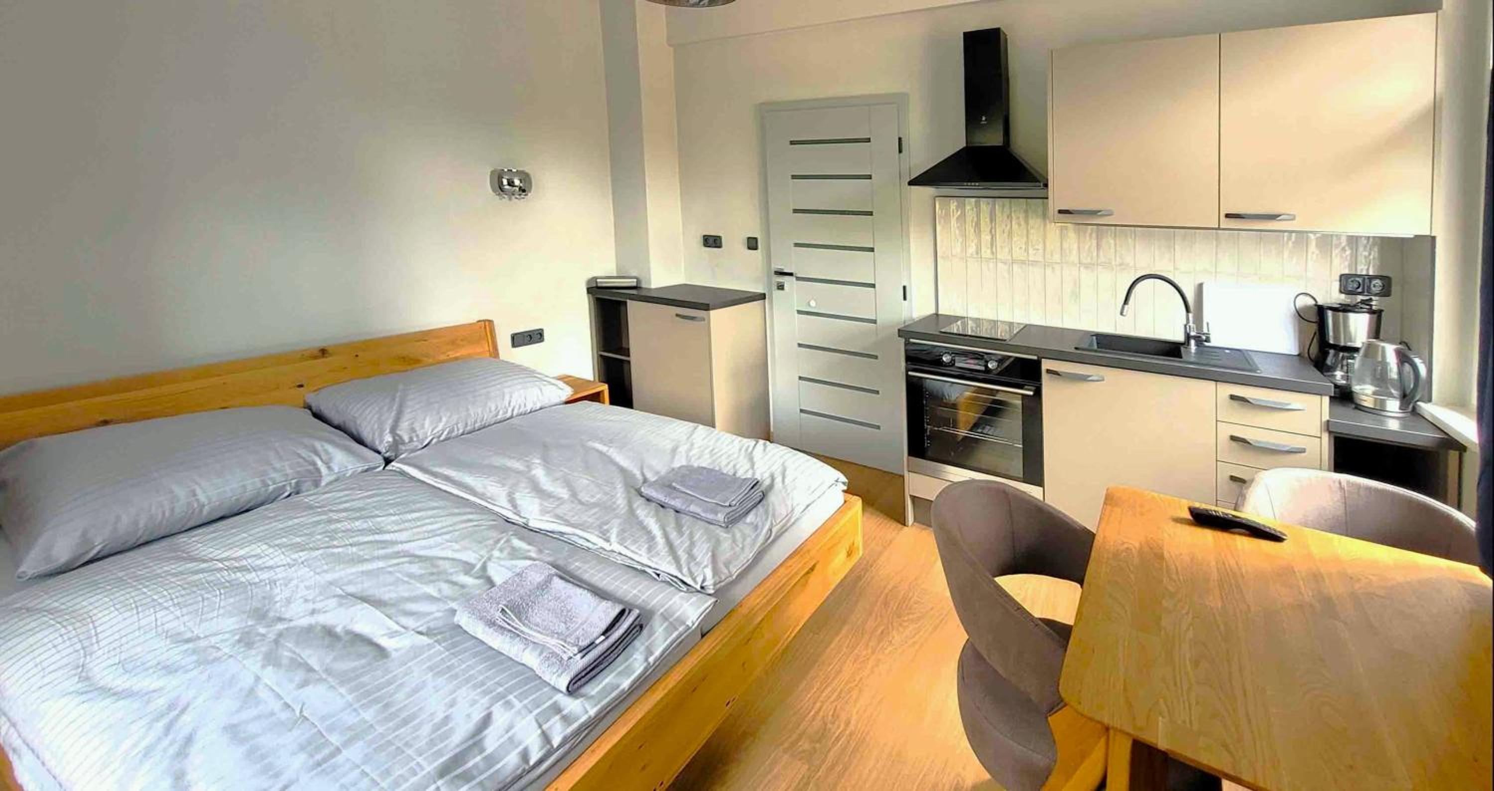 One-Bedroom Superior Apartment - Annex