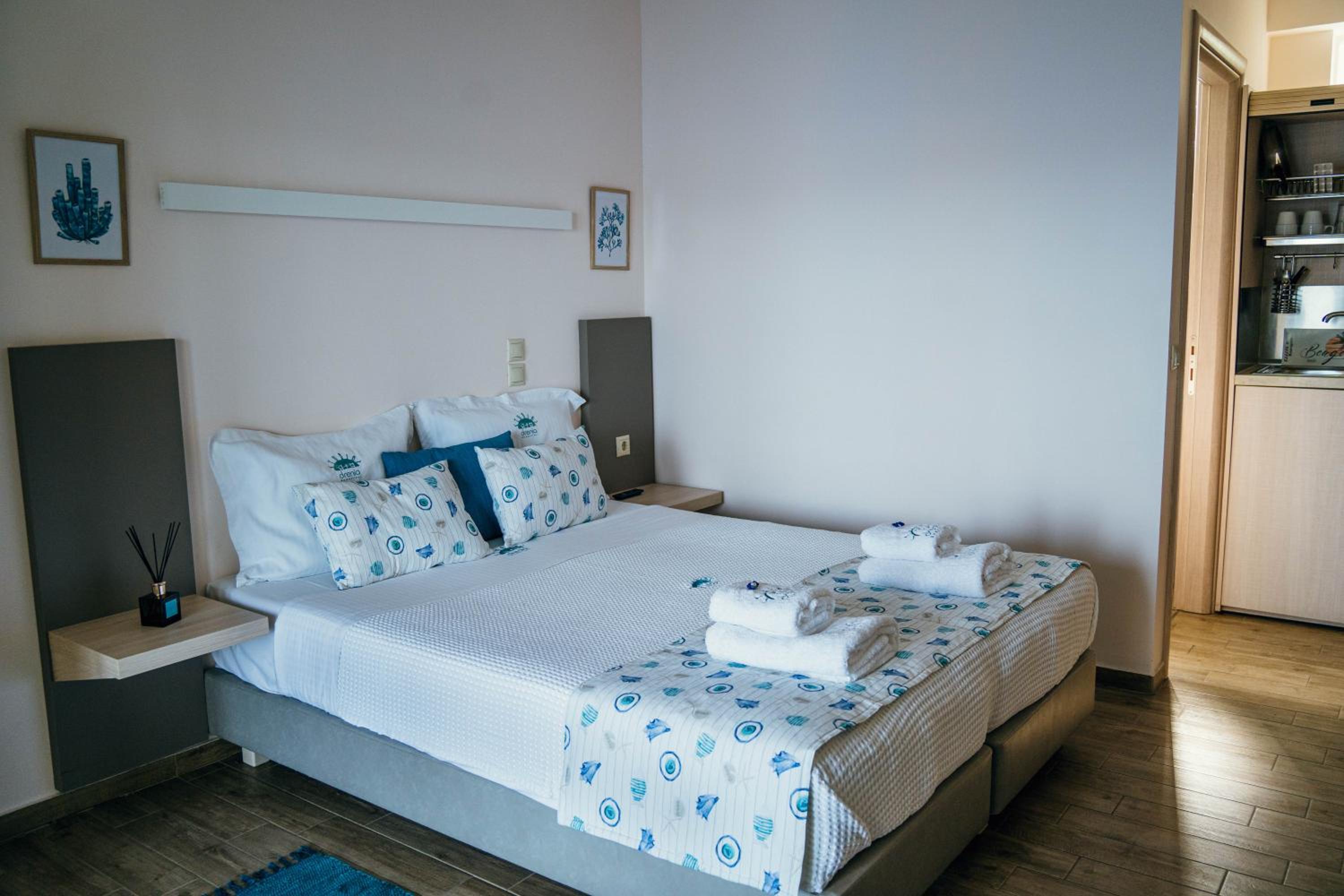 Triple Room with Sea View photo 1
