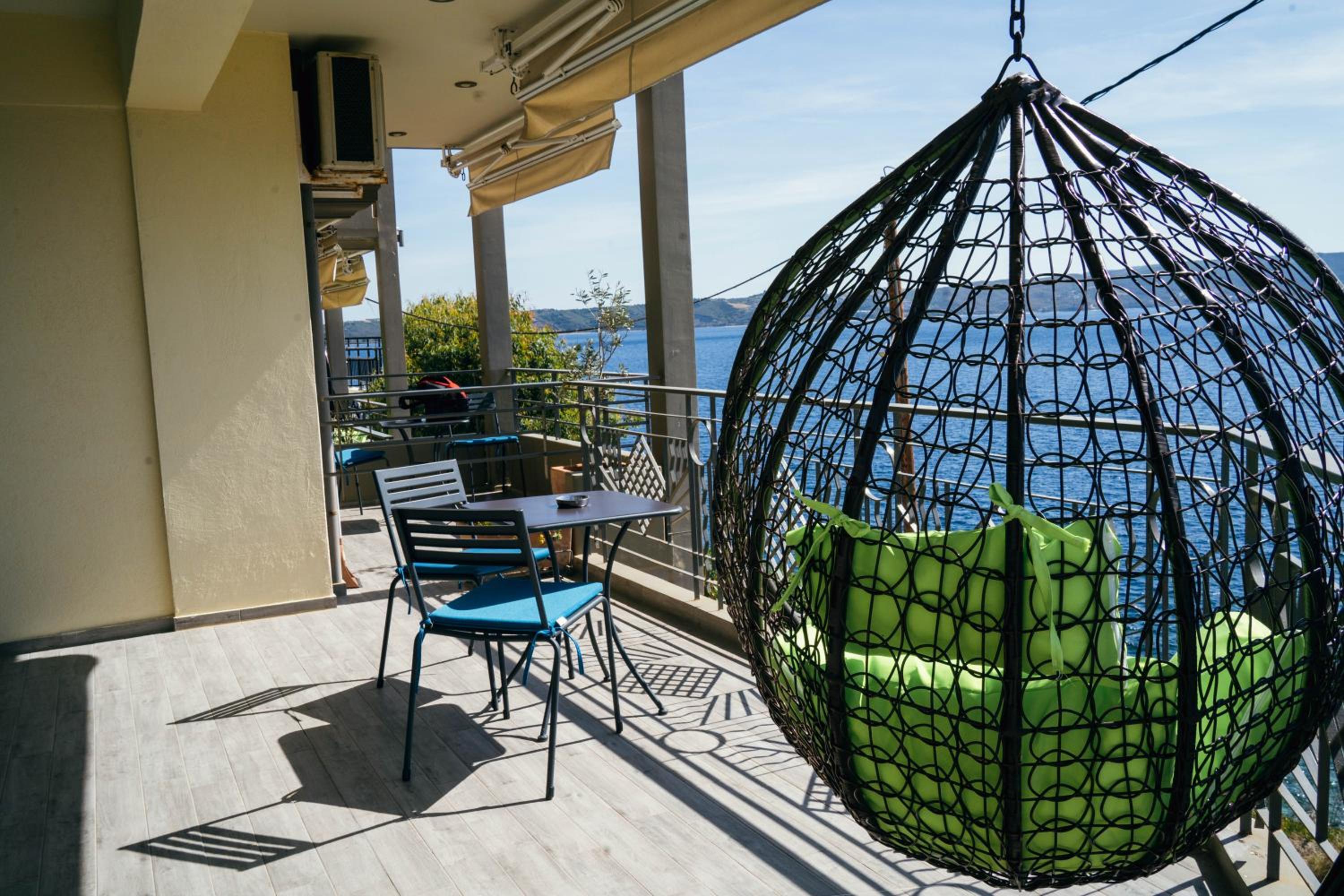 Two-Bedroom Apartment with Sea View photo 3