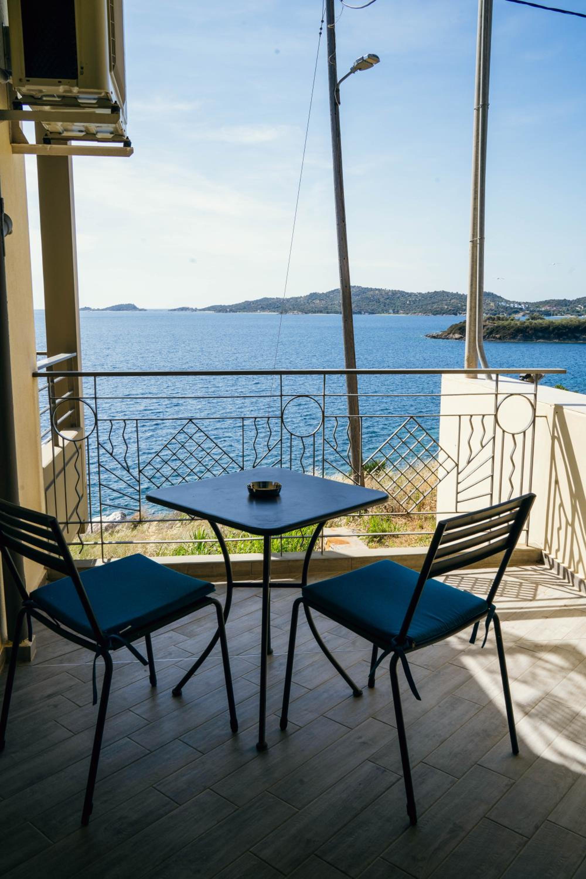 Two-Bedroom Apartment with Sea View photo 2
