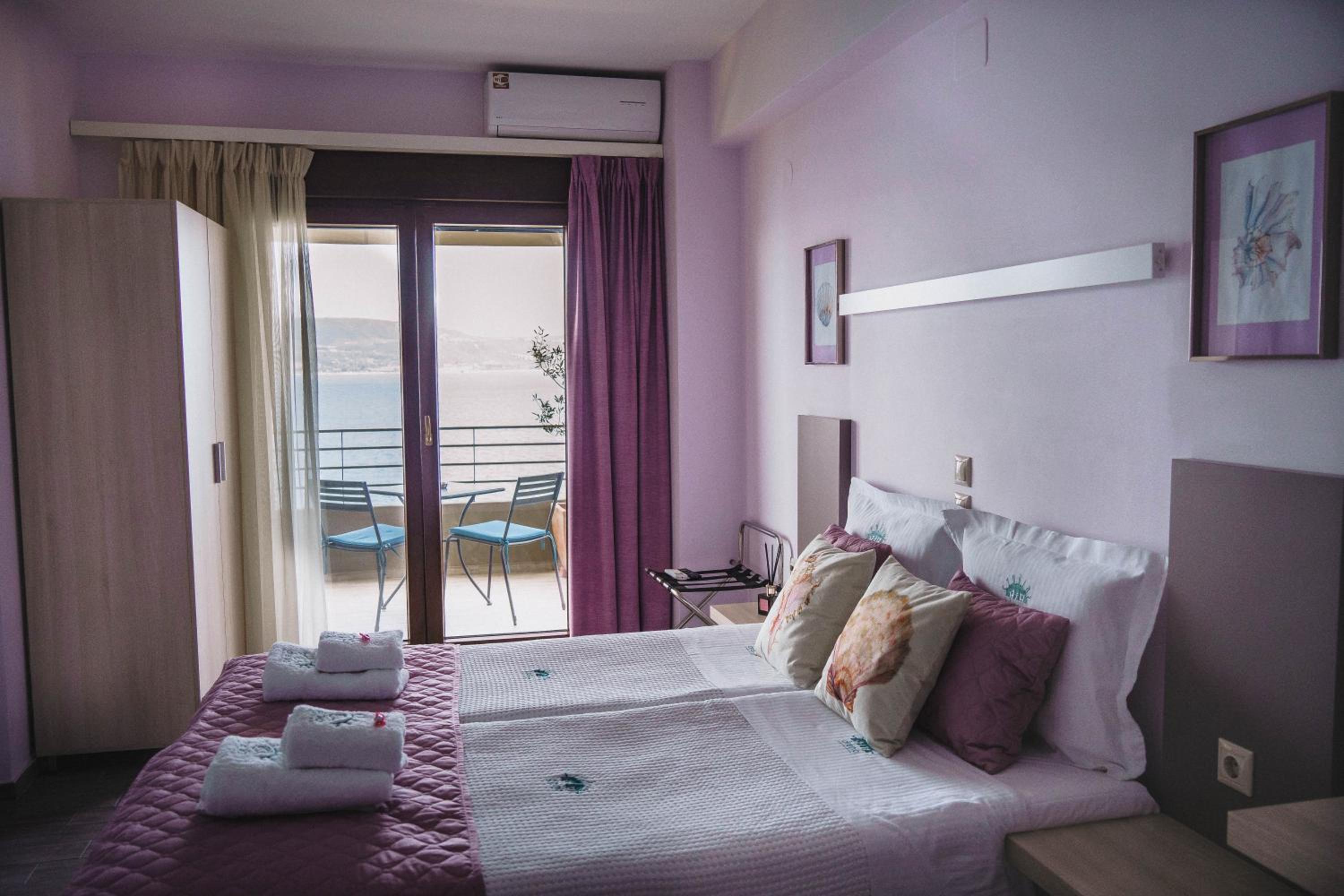 Deluxe Double or Twin Room with Sea View photo 1