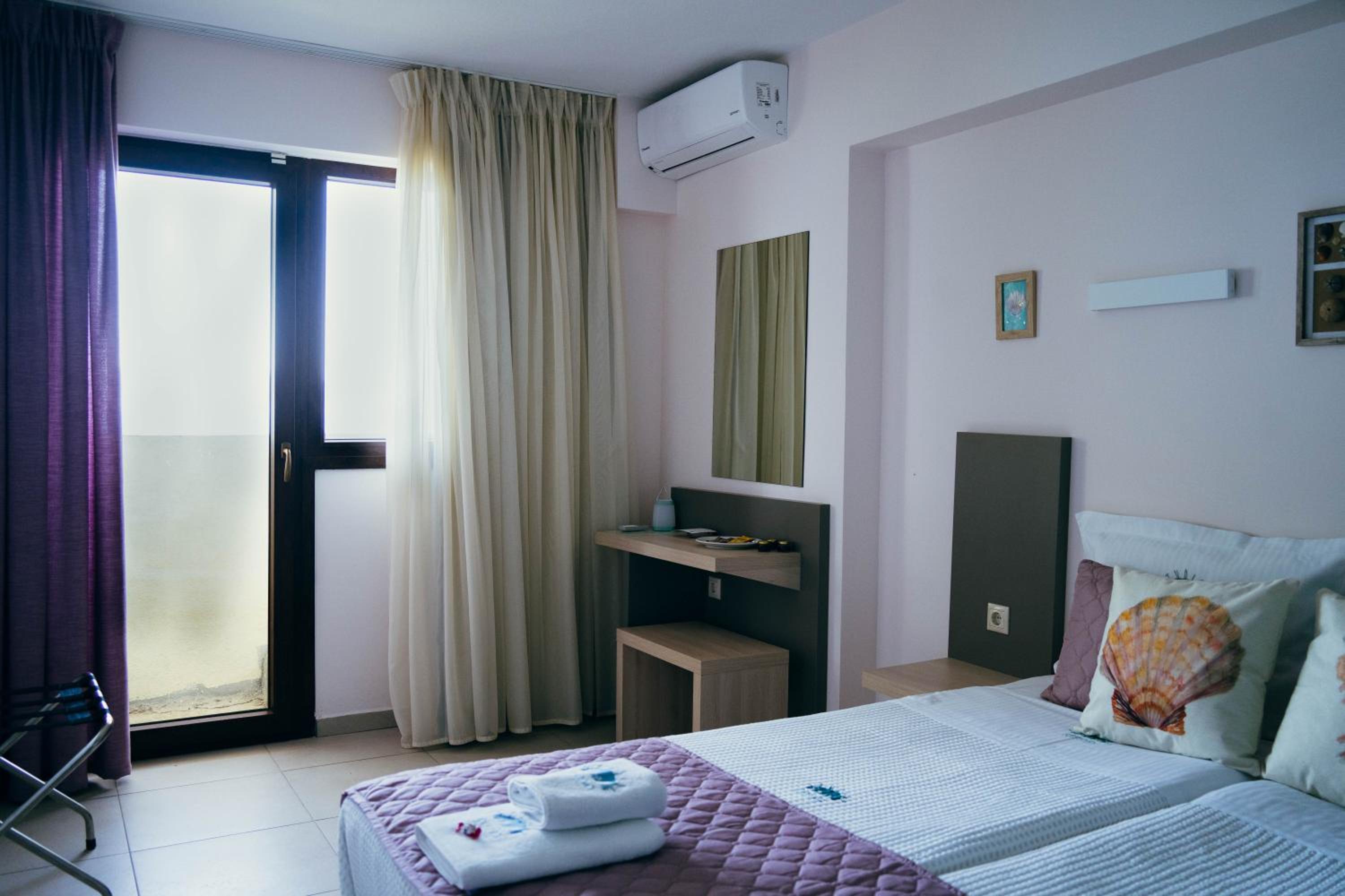 Apartment with Sea View photo 2