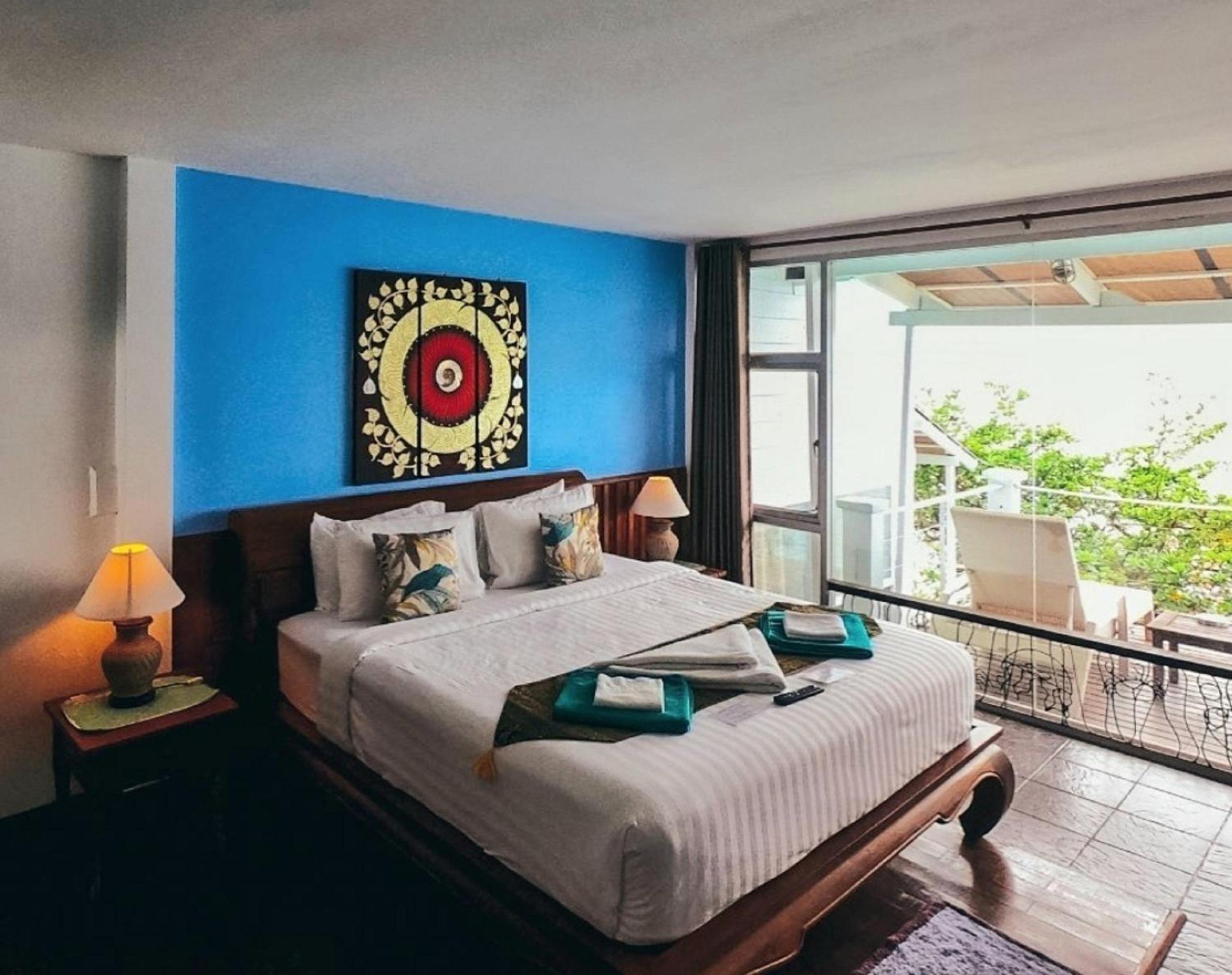 Superior Ocean View - Photo 7