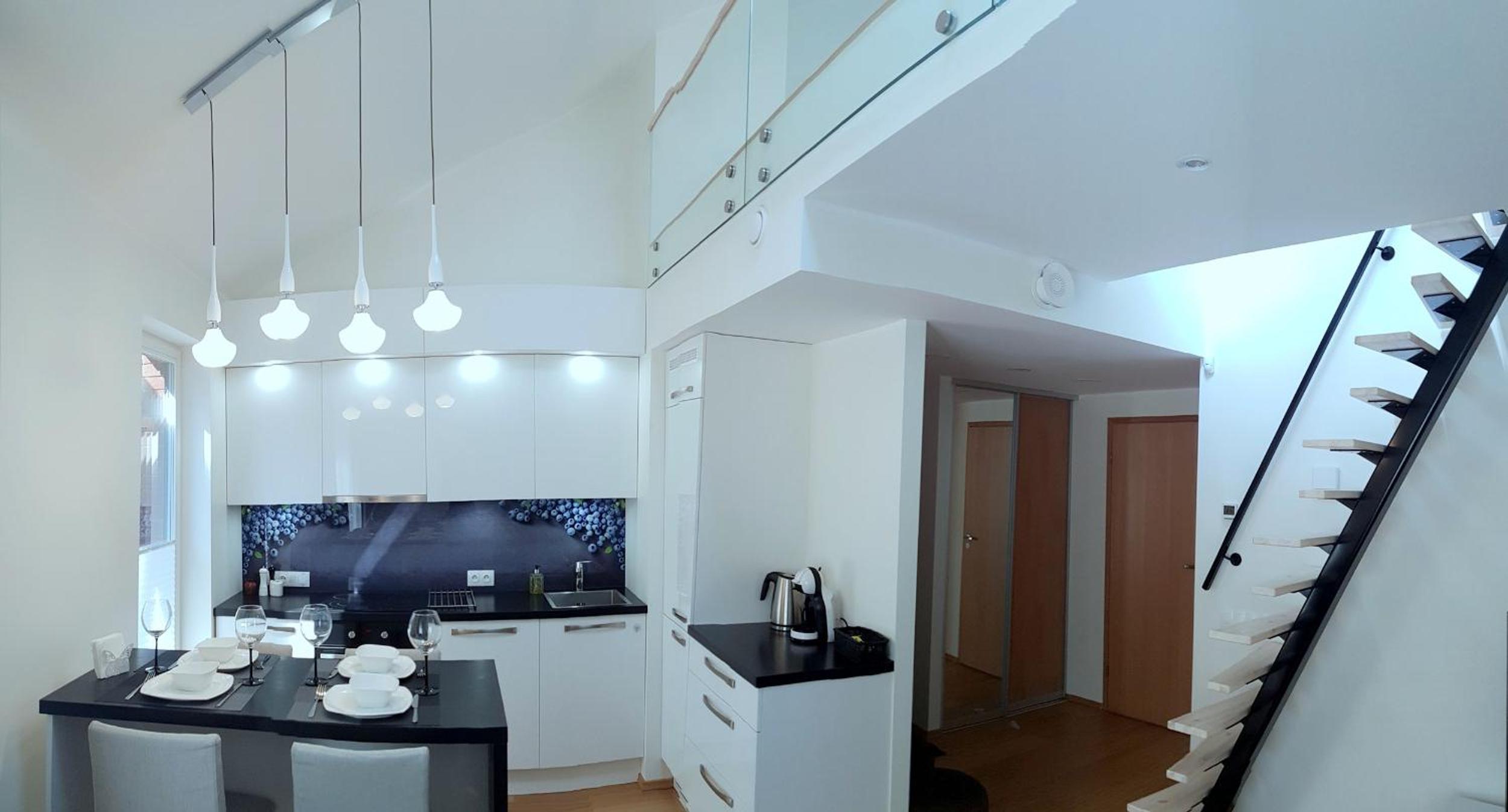 Apartment with Balcony - Photo 7