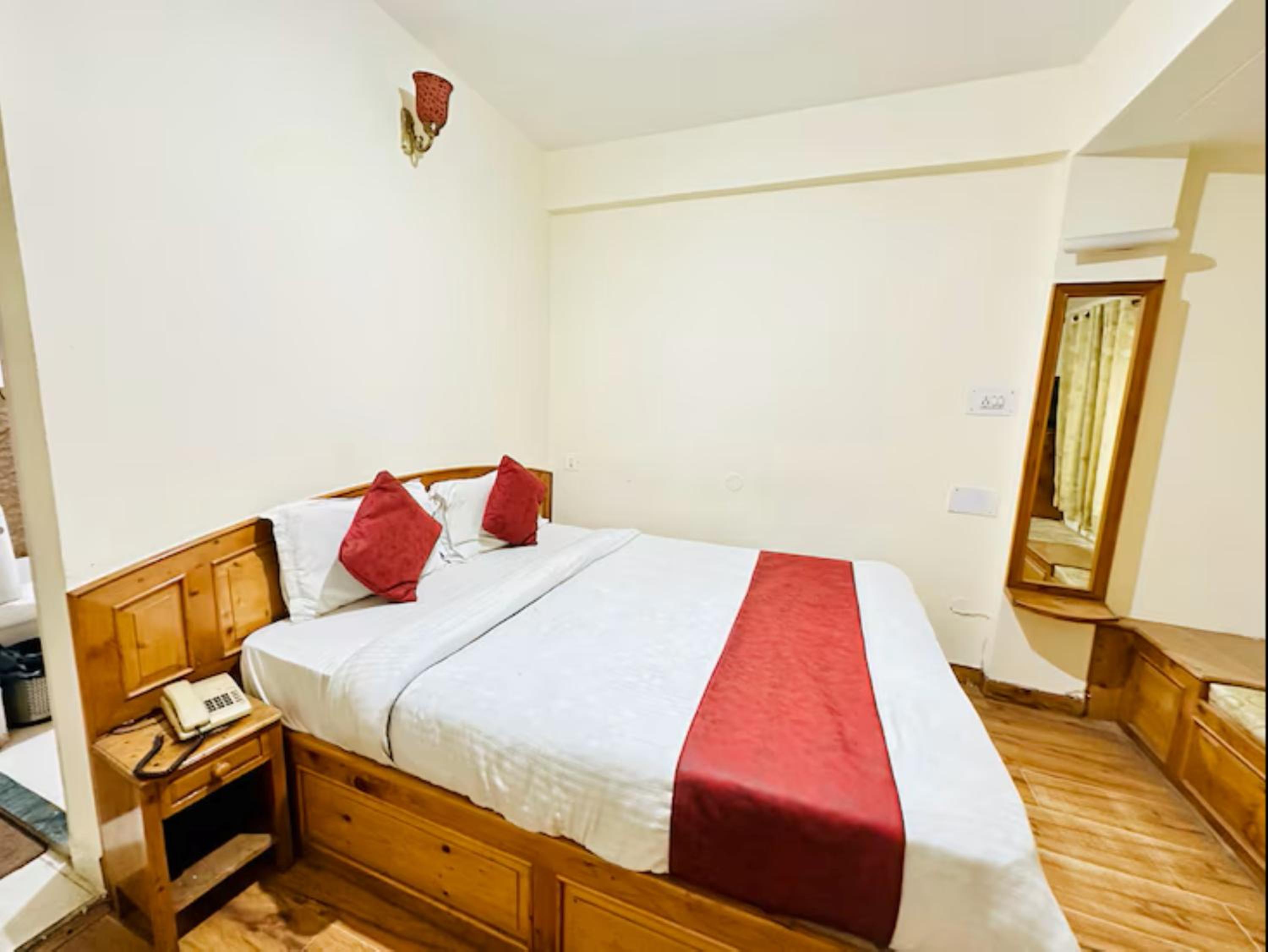 Queen Room
