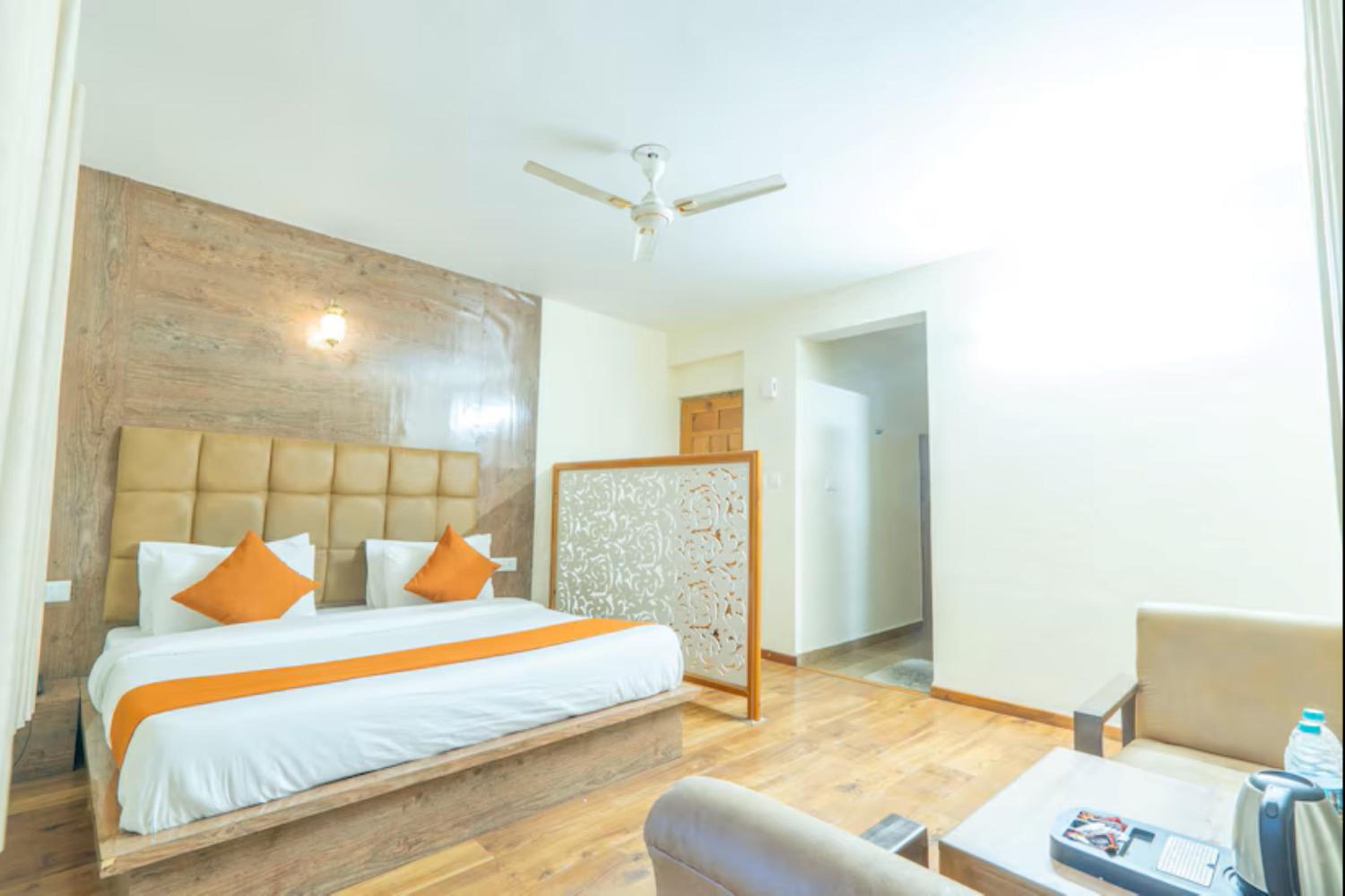 Deluxe Double Room photo 3