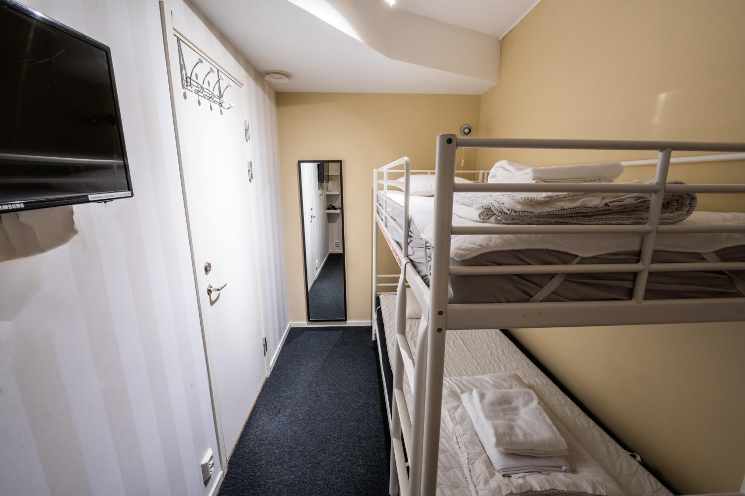 Twin Room with Private Bathroom - No Window