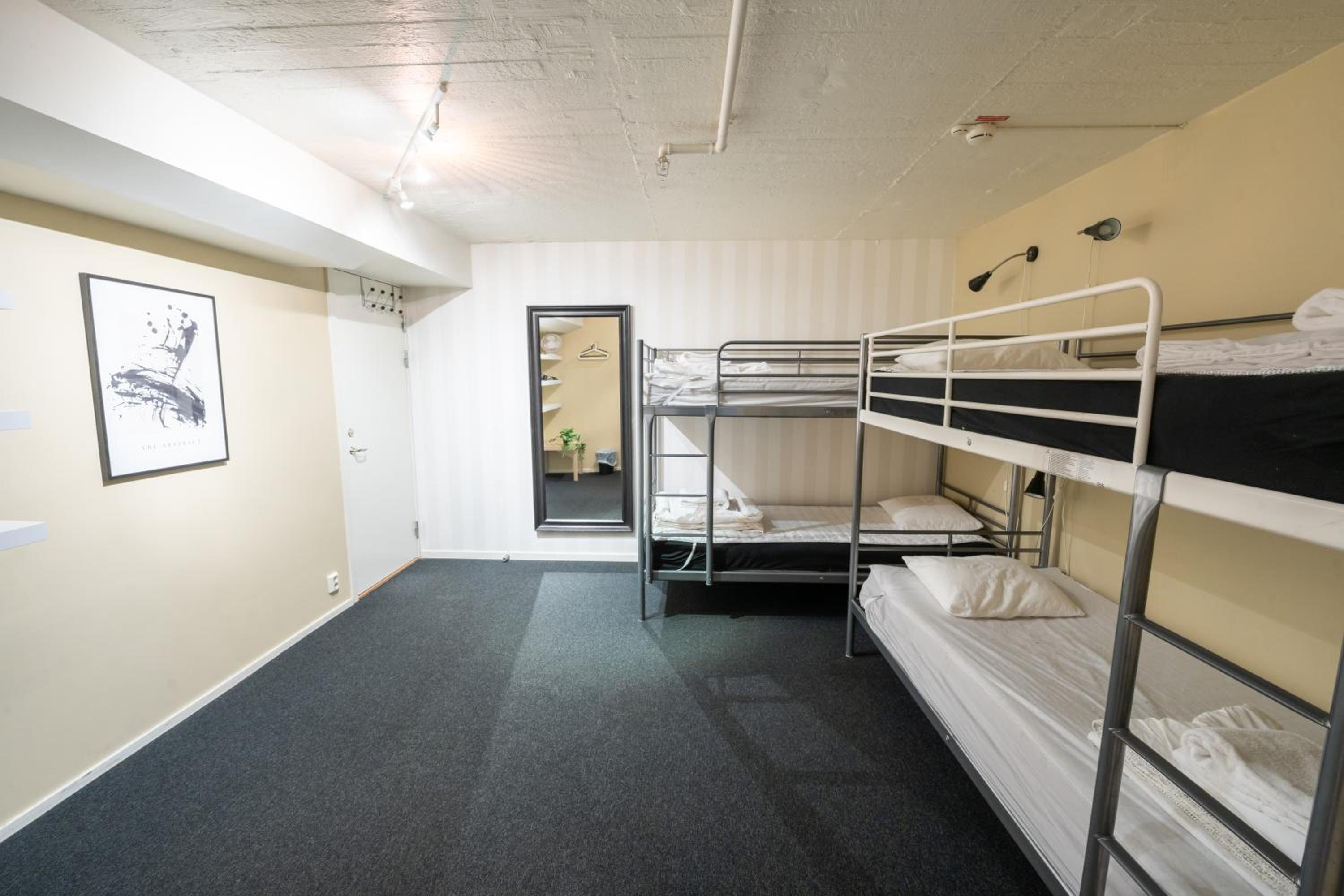 Quadruple Room with Private Bathroom - No Window