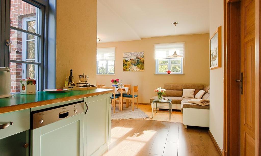 Apartment with Terrace photo 3