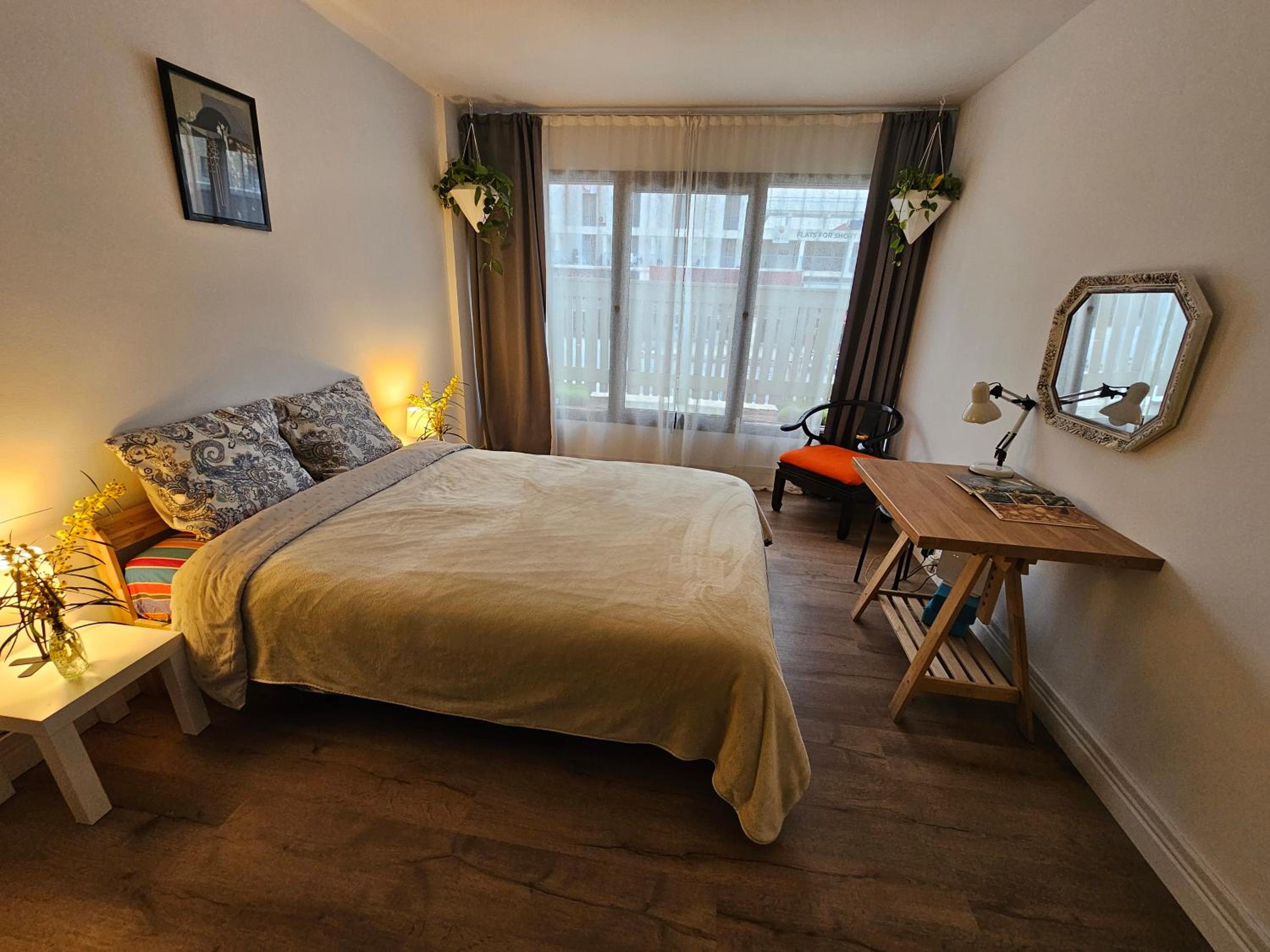 Studio Apartment photo 1