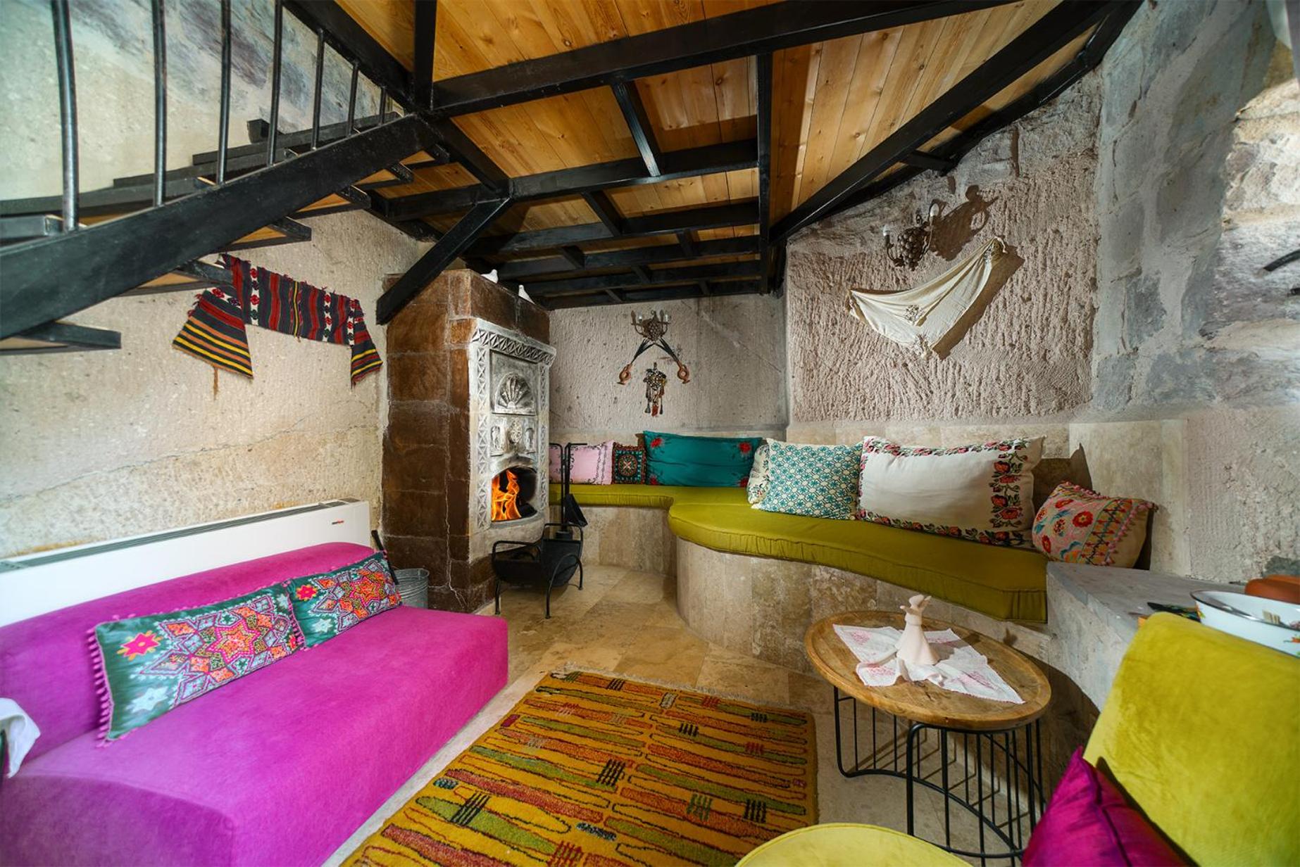 Family Room - Photo 27