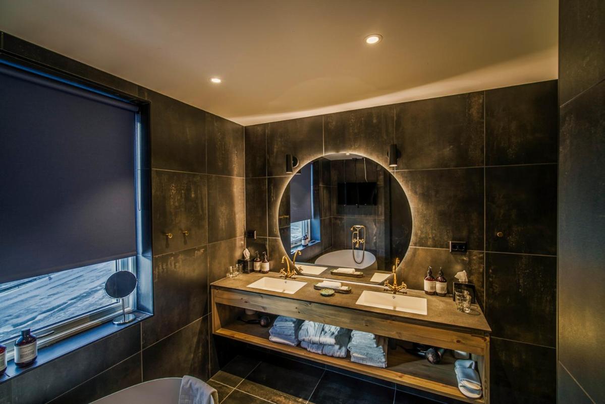 Suite - Photo 2