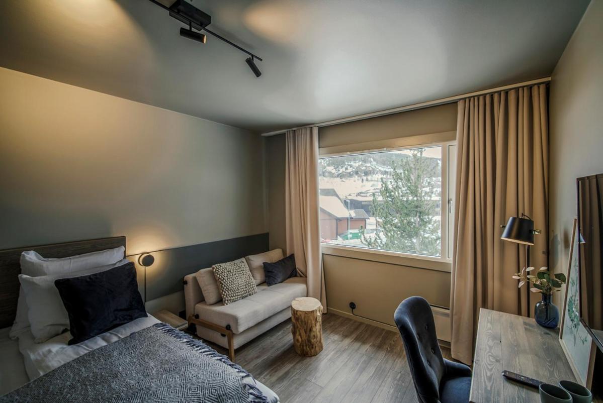 Superior King Room - Photo 5