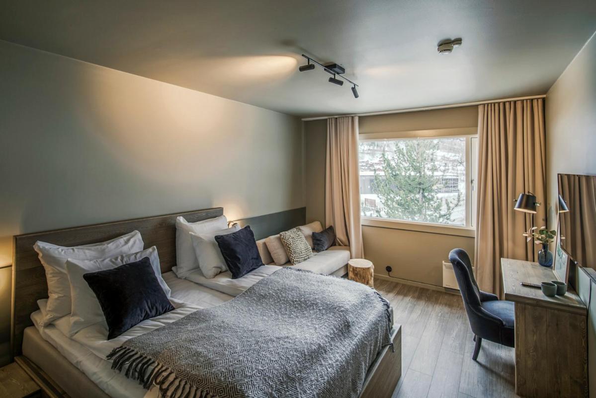 Superior King Room - Photo 6