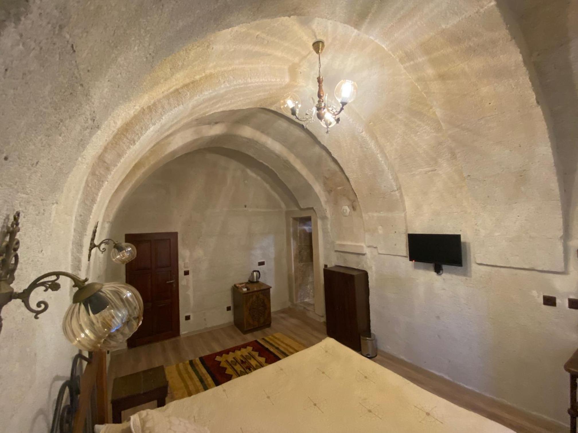Double Room with Terrace - Photo 12