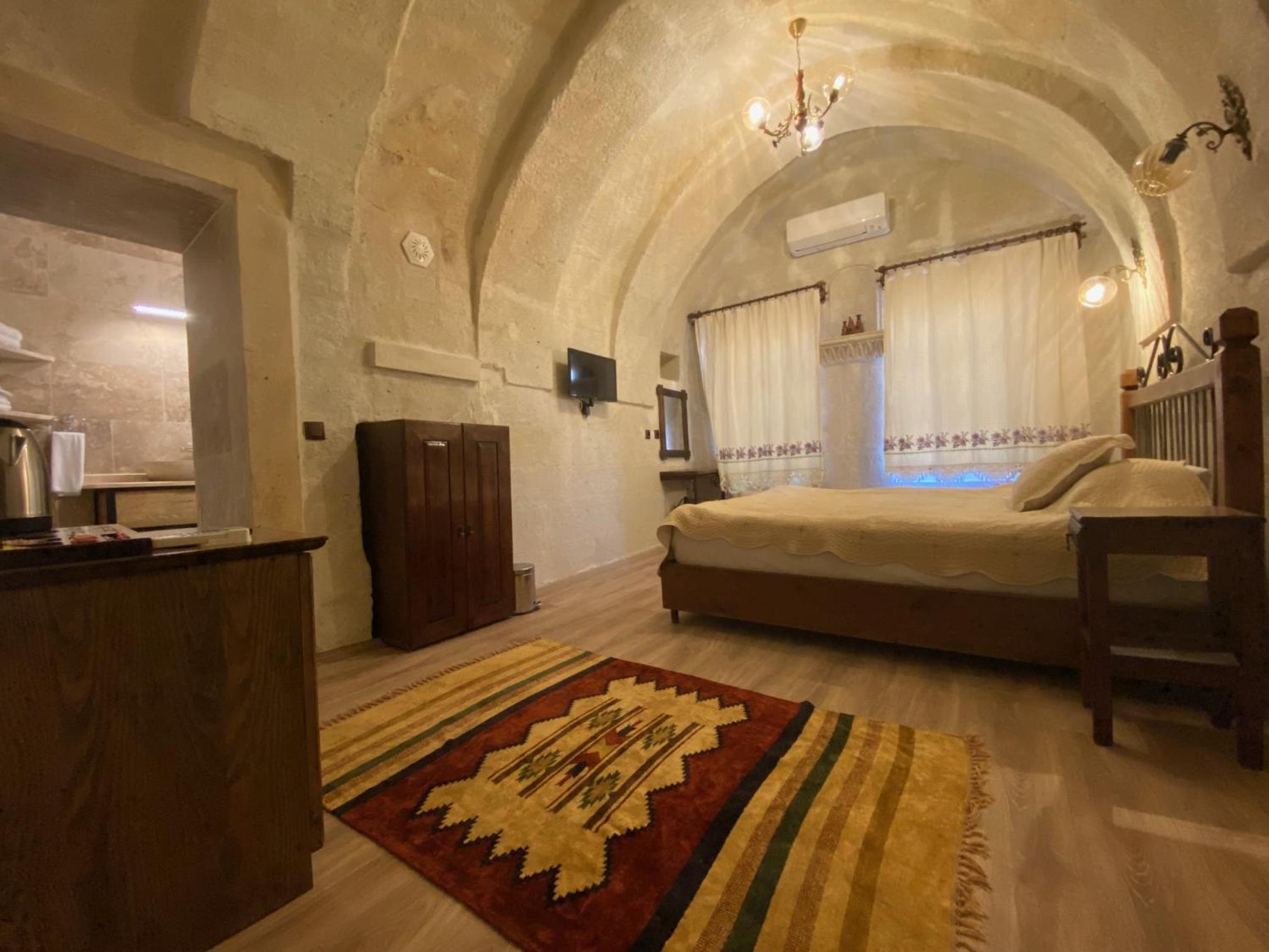 Double Room with Terrace - Photo 1